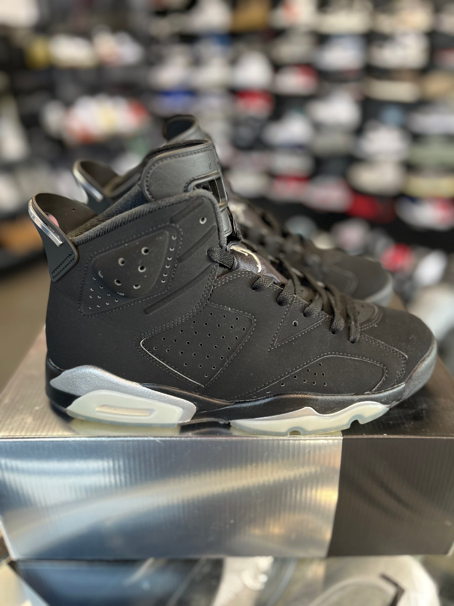 Jordan 6 “Chrome” Size 9.5