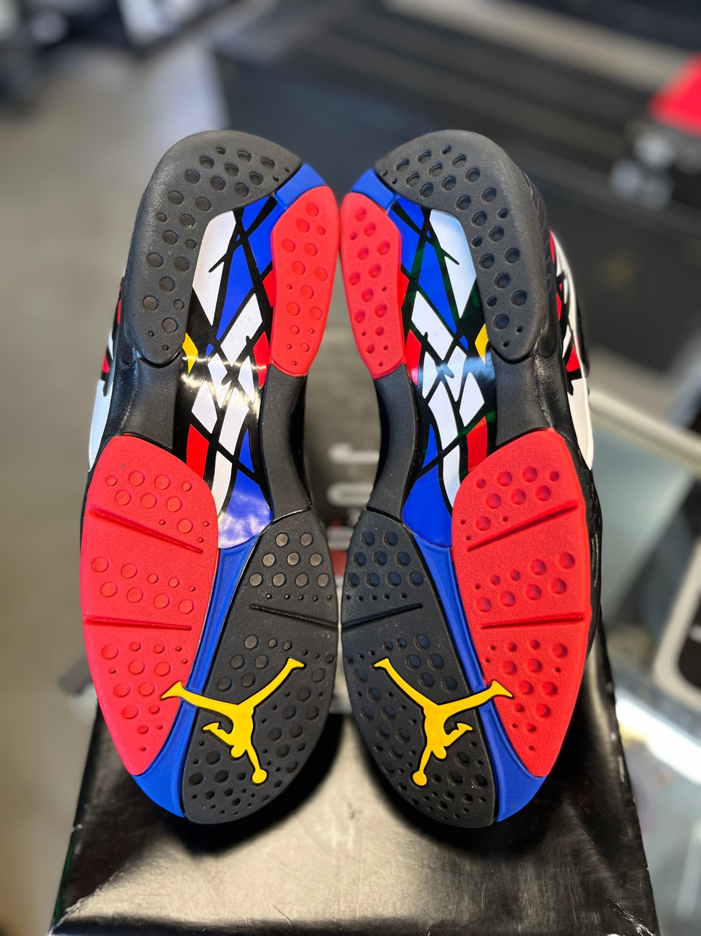 Jordan 8 “Playoffs” Size 10