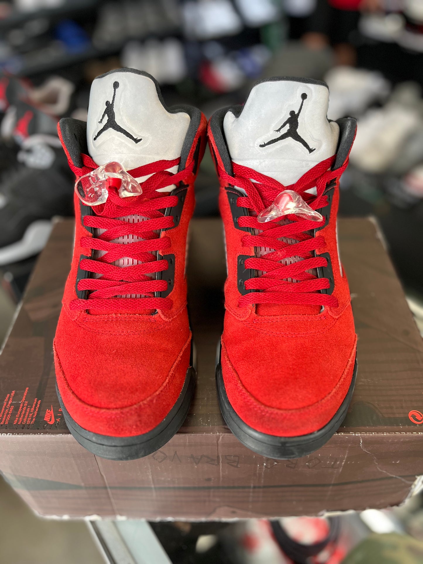 Jordan 5 “Raging Bull” Size 9.5