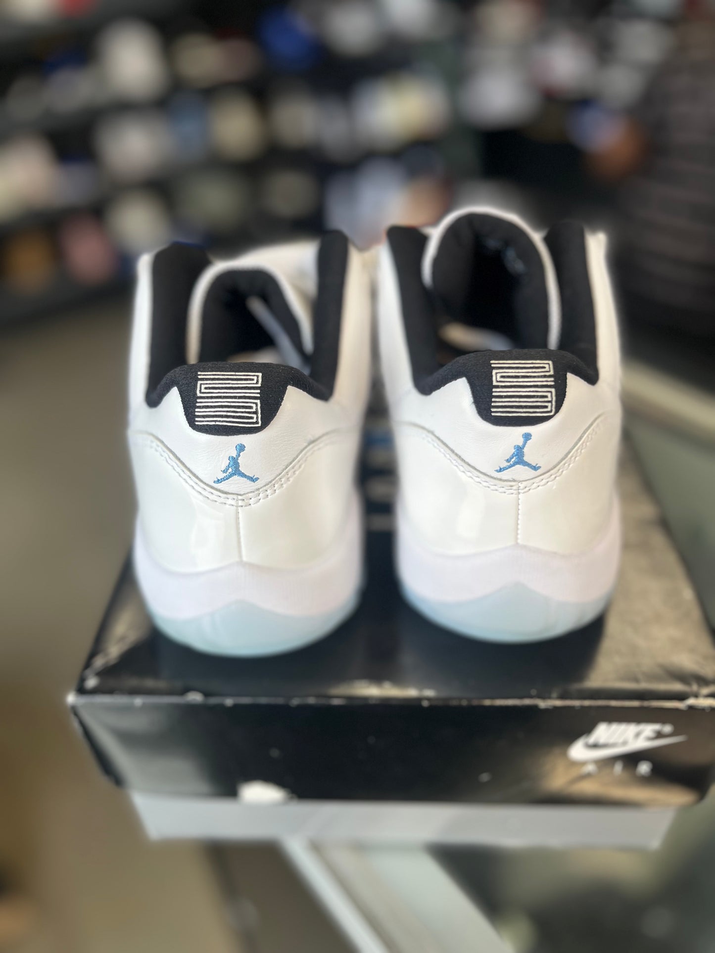 Jordan 11 Low “Legend Blue” Size 8