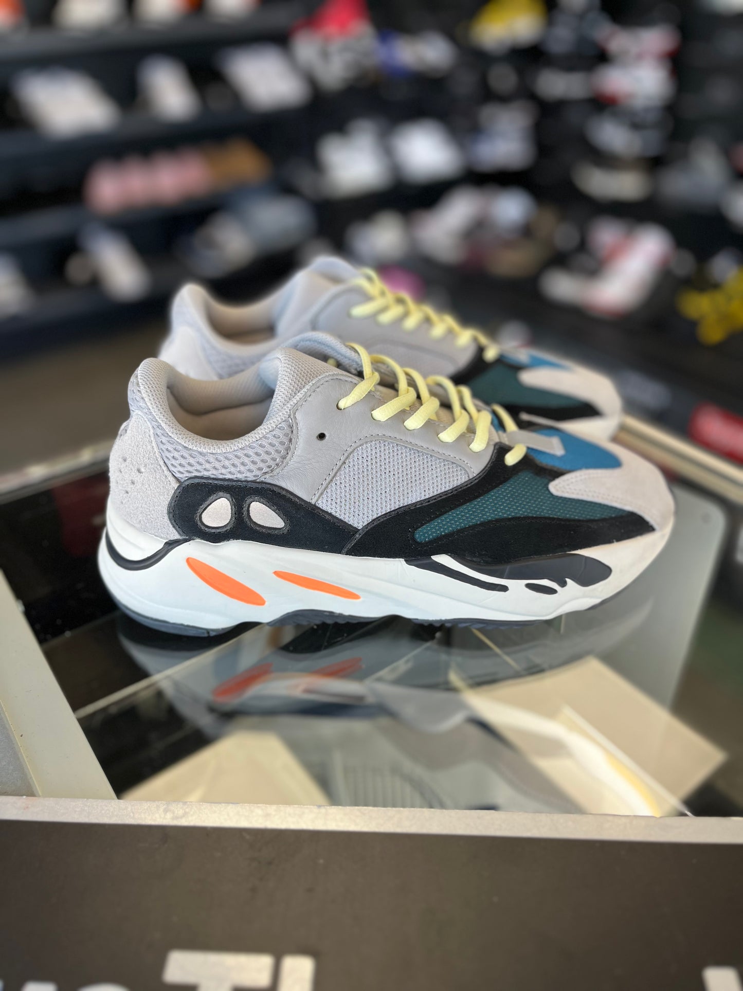 Yeezy 700 “WaveRunner” Size 9.5