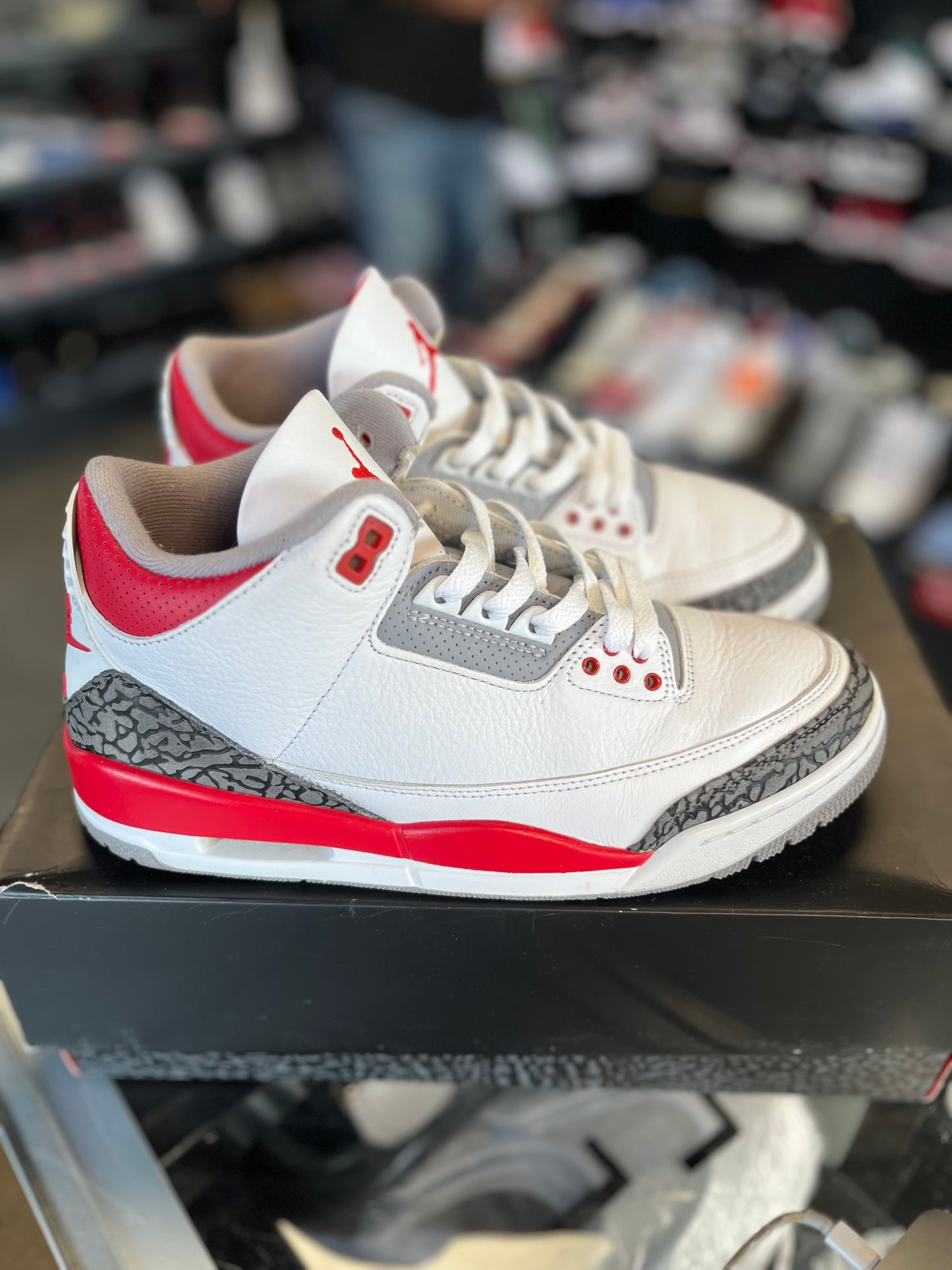 Jordan 3 “Fire Red” Size 8.5