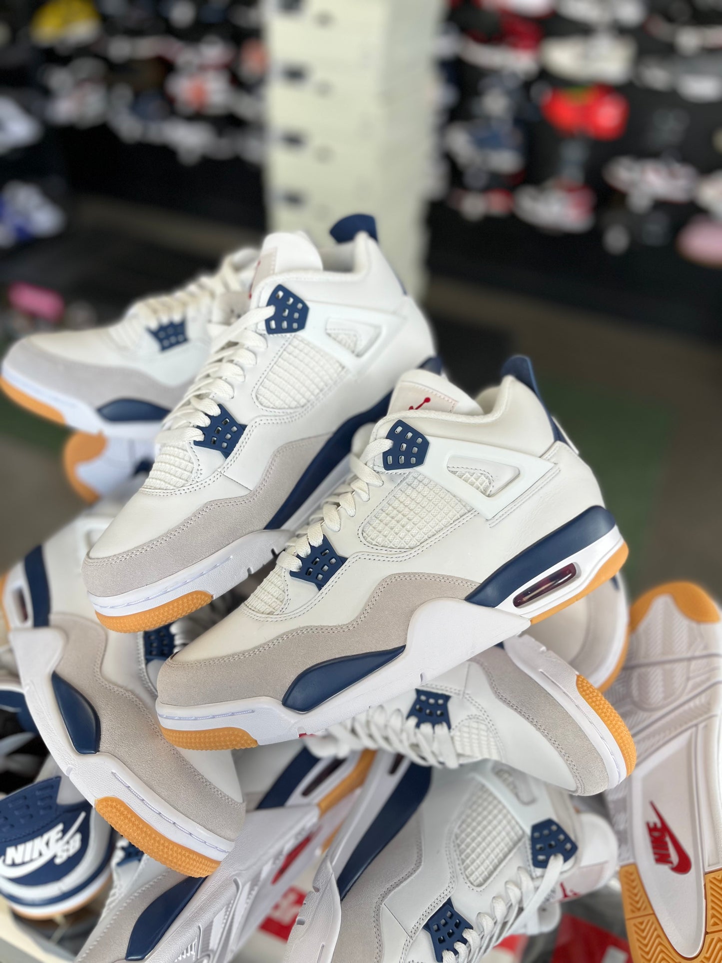 Jordan 4 SB “Navy” (2025)