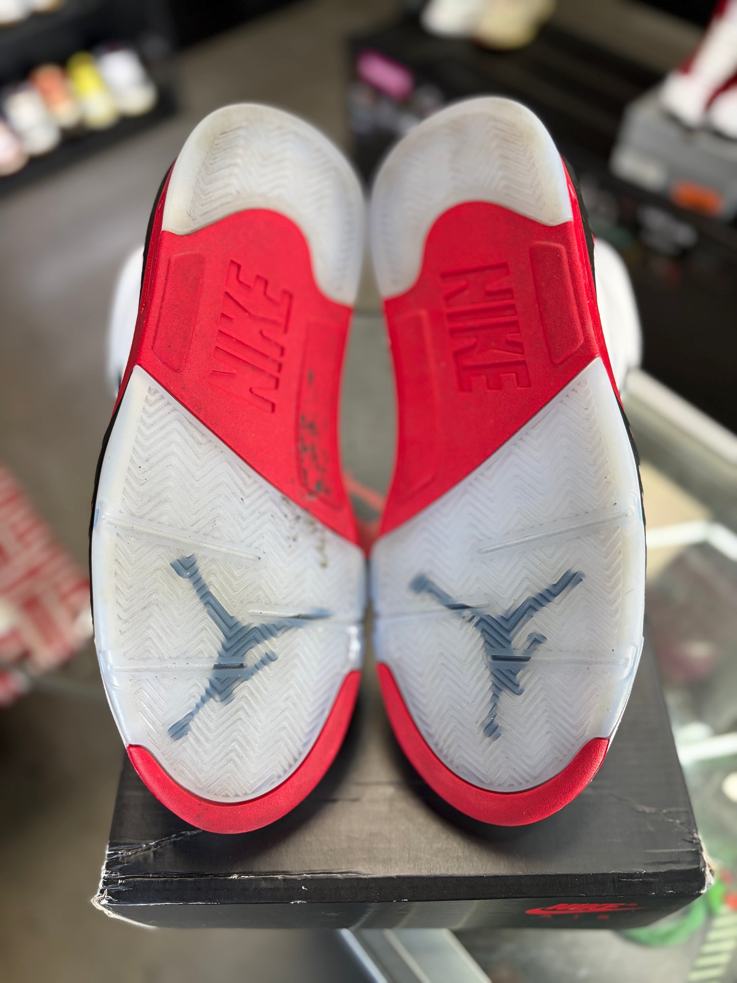 Jordan 5 “Fire Red” (2025) Size 10