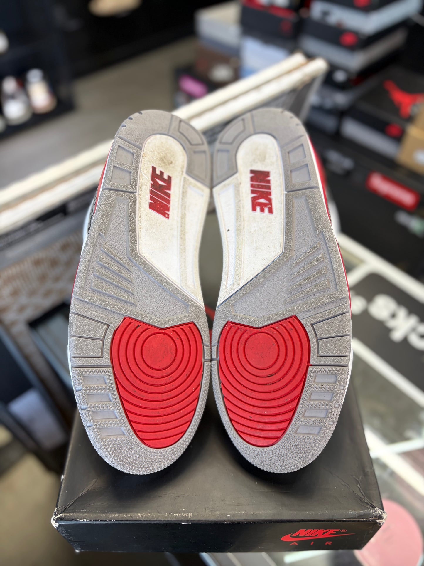 Jordan 3 “Fire Red” Size 10