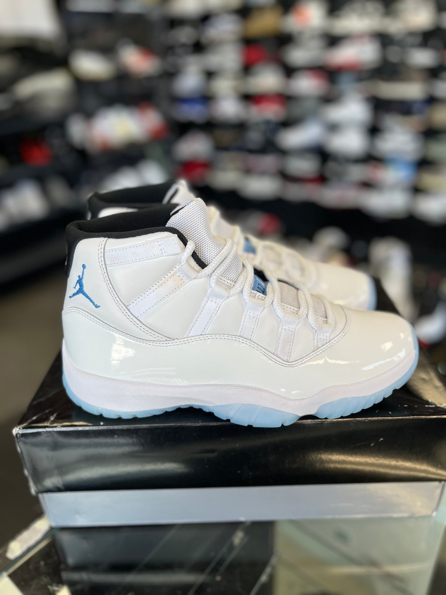 Jordan 11 “Legend Blue” Size 8.5