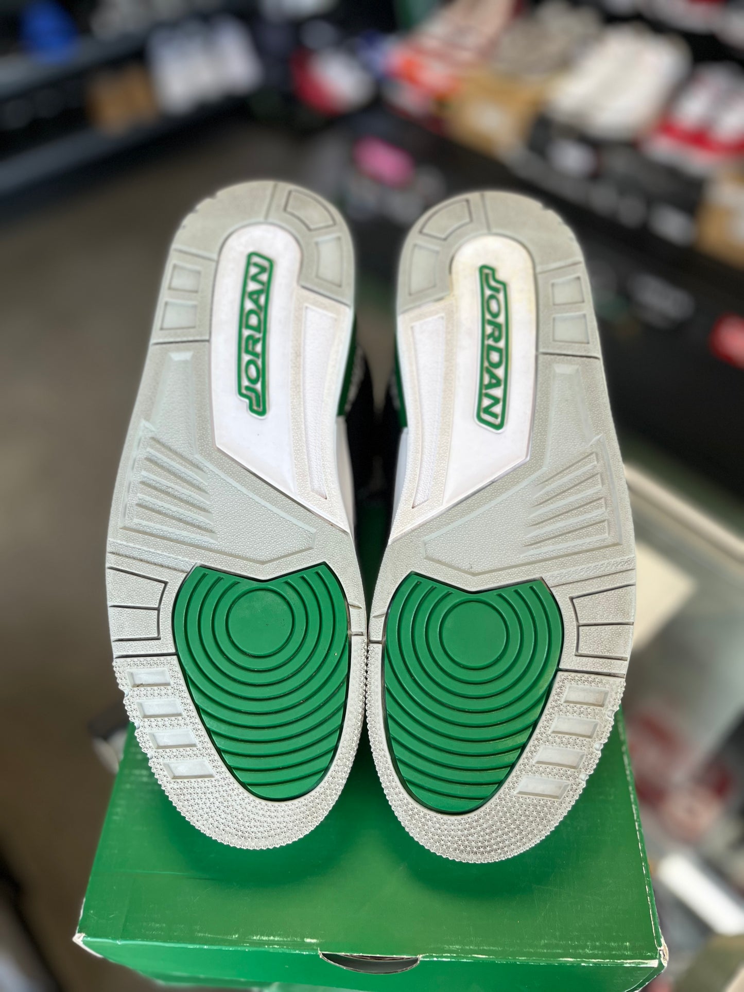 Jordan 3 “Pine Green” Size 10