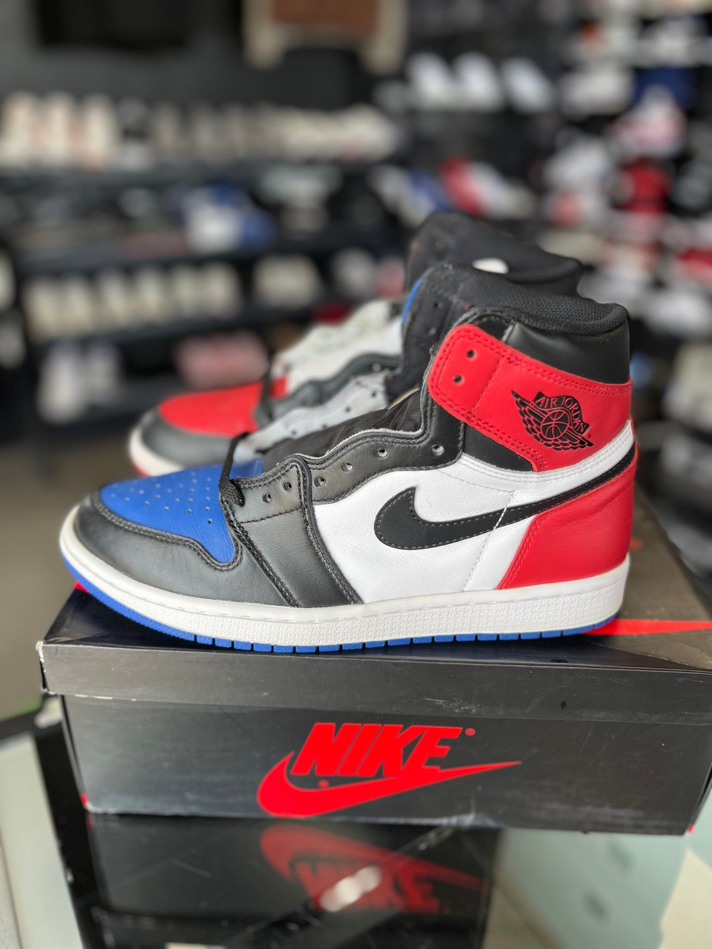 Jordan 1 “Top 3” Size 9