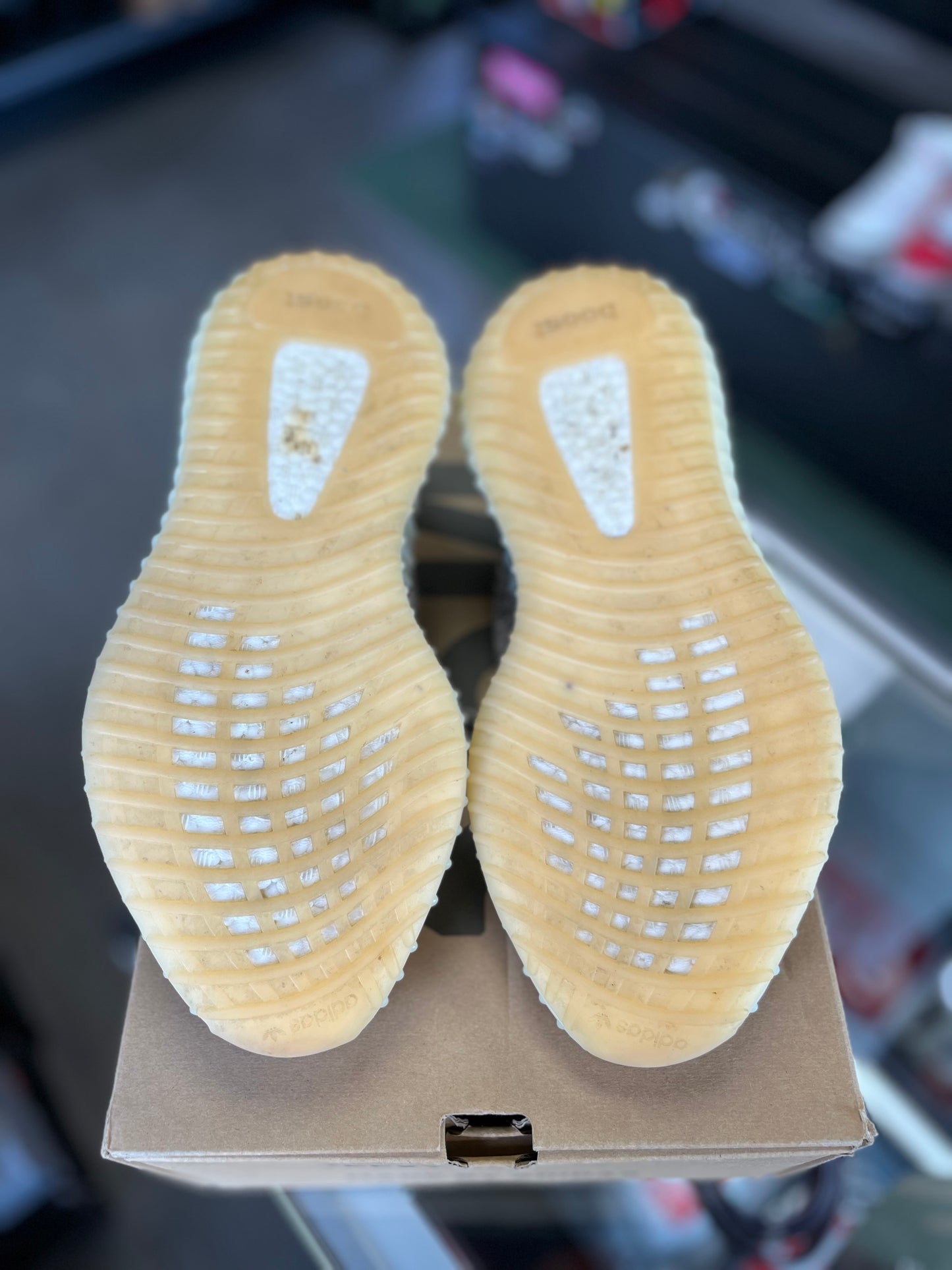 Yeezy 350 “Zyon” Size 9