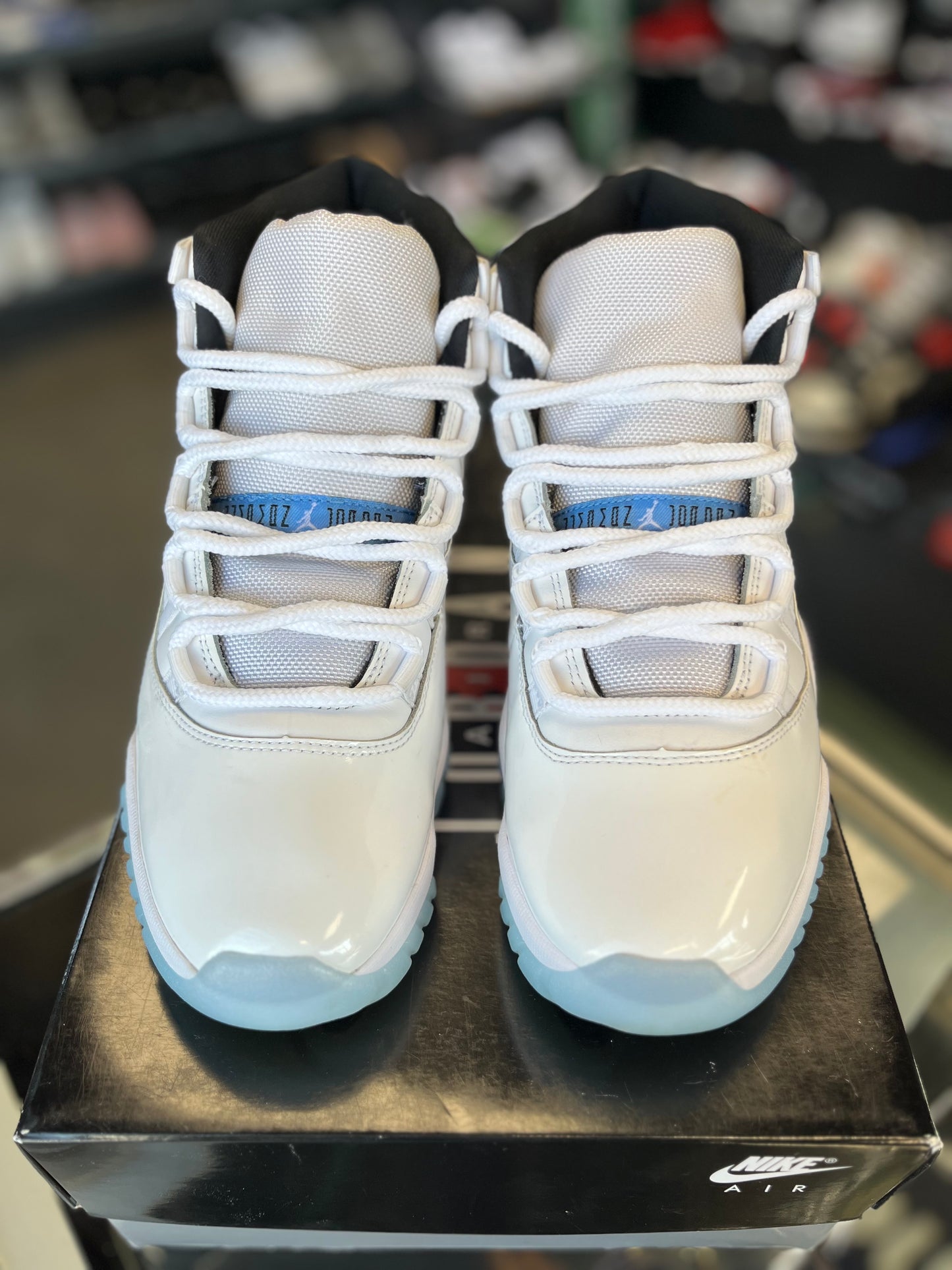 Jordan 11 “Legend Blue” Size 9