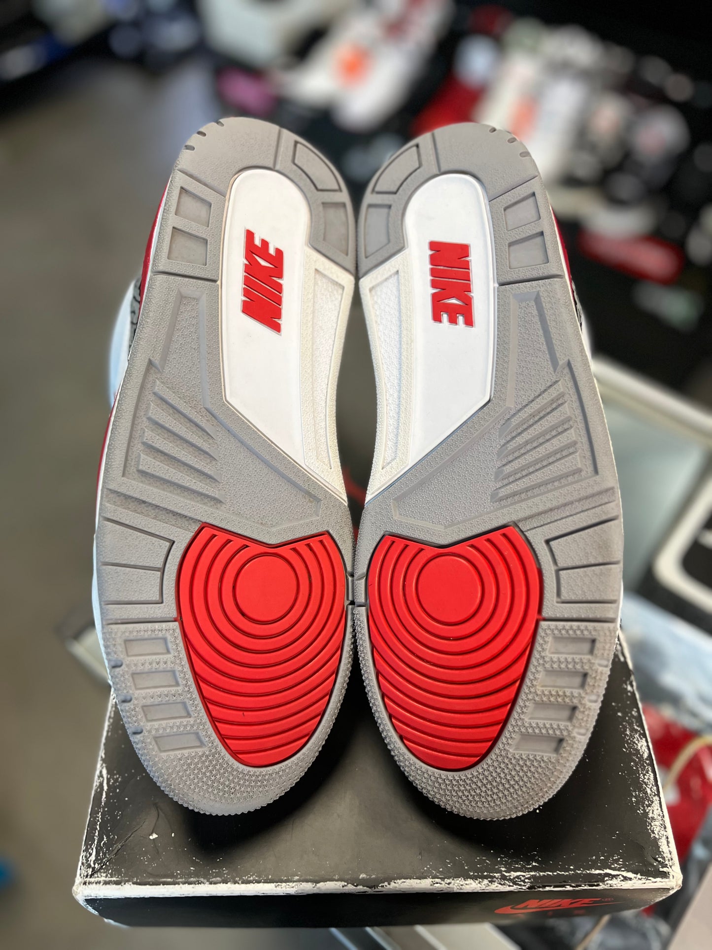 Jordan 3 “Fire Red” Size 10