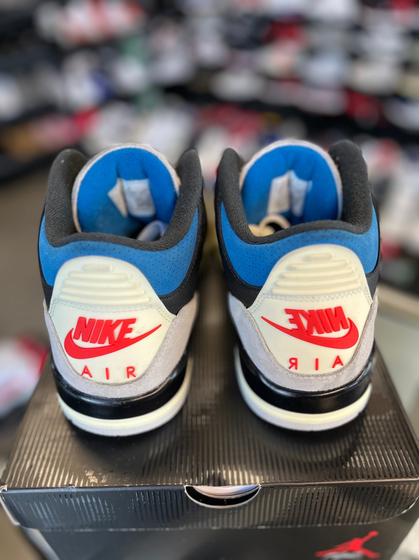Jordan 3 “Rare Air” Size 8.5