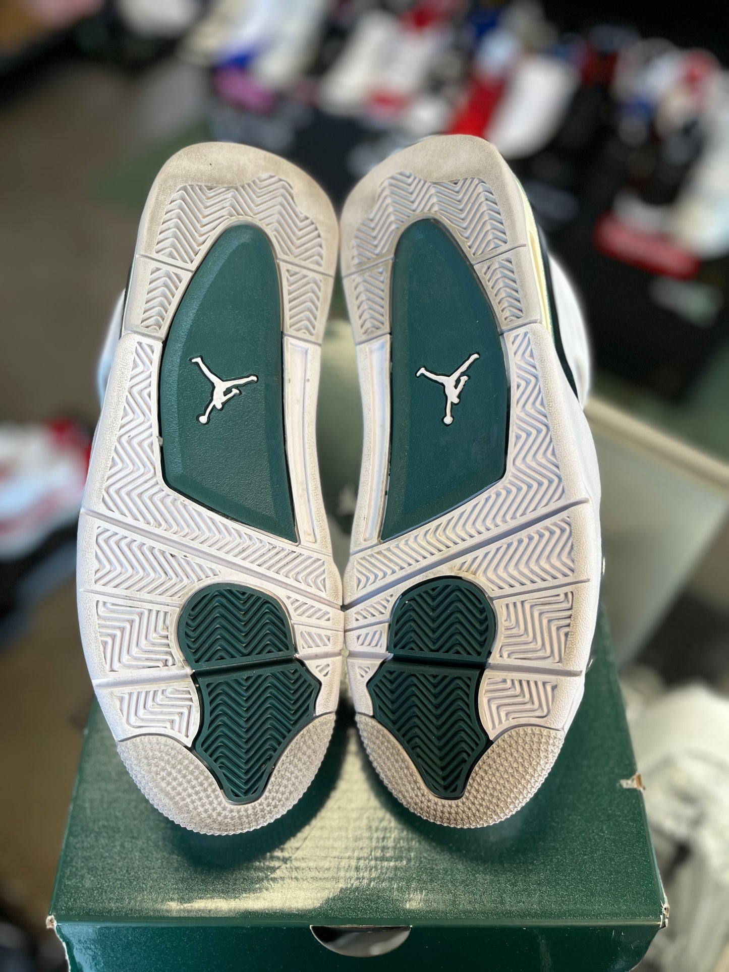 Jordan 4 “Oxidized Green” Size 9.5