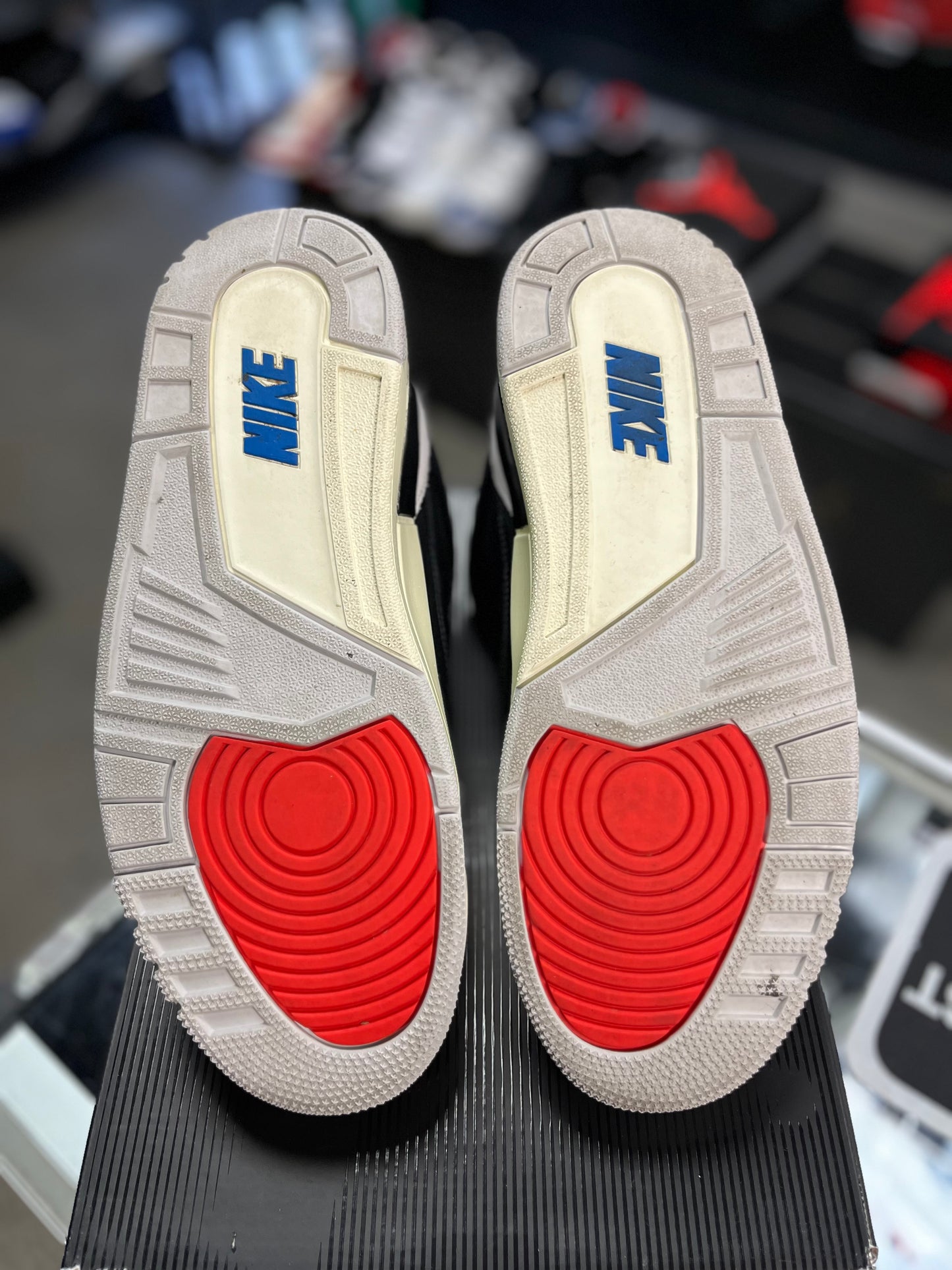 Jordan 3 “Rare Air” Size 9.5