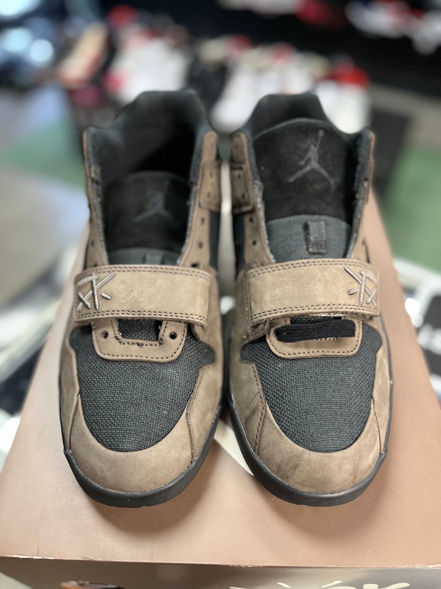 Jumpman Jack x Travis Scott “Mocha” Size 10.5
