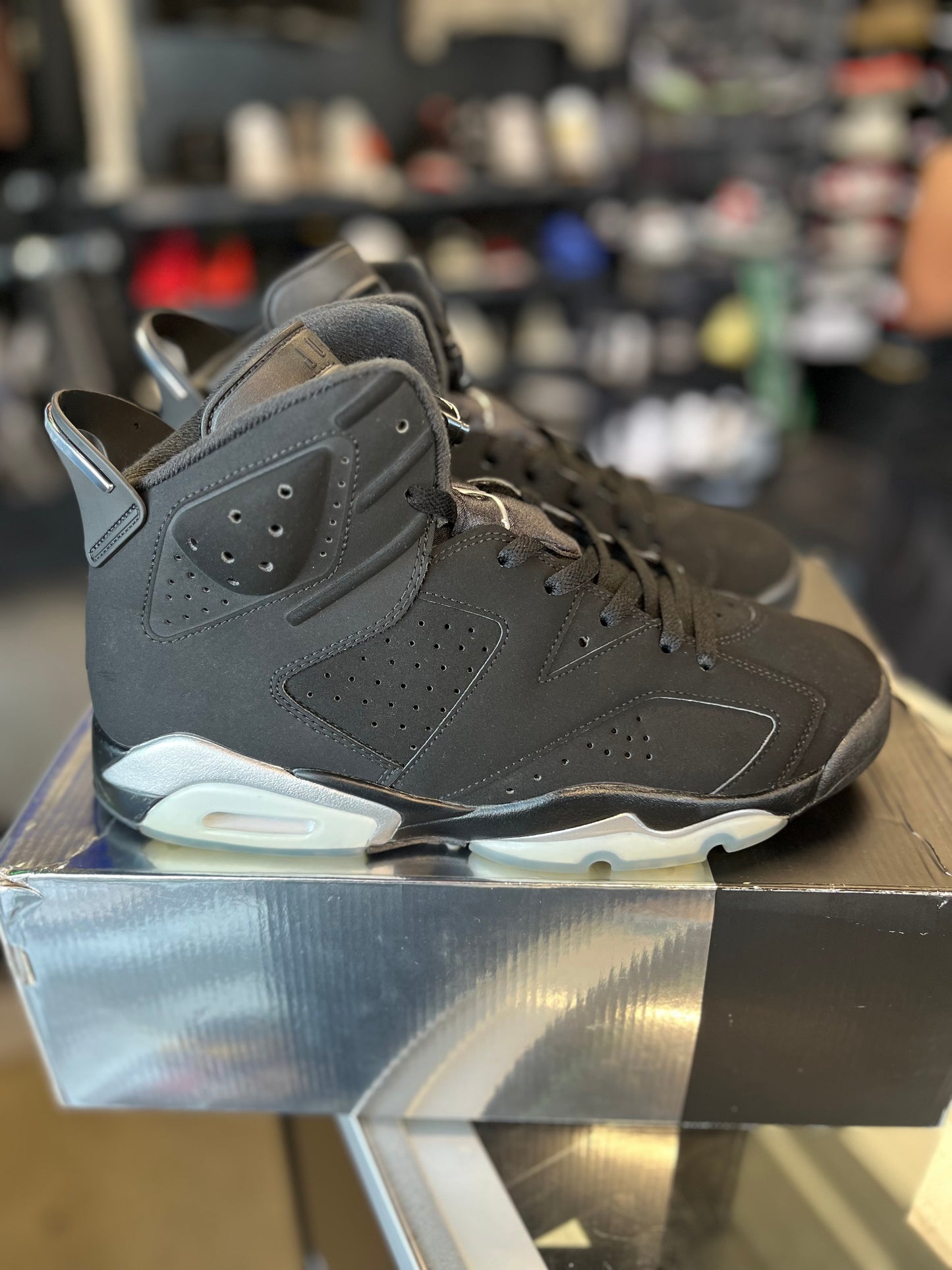 Jordan 6 “Chrome” Size 10.5