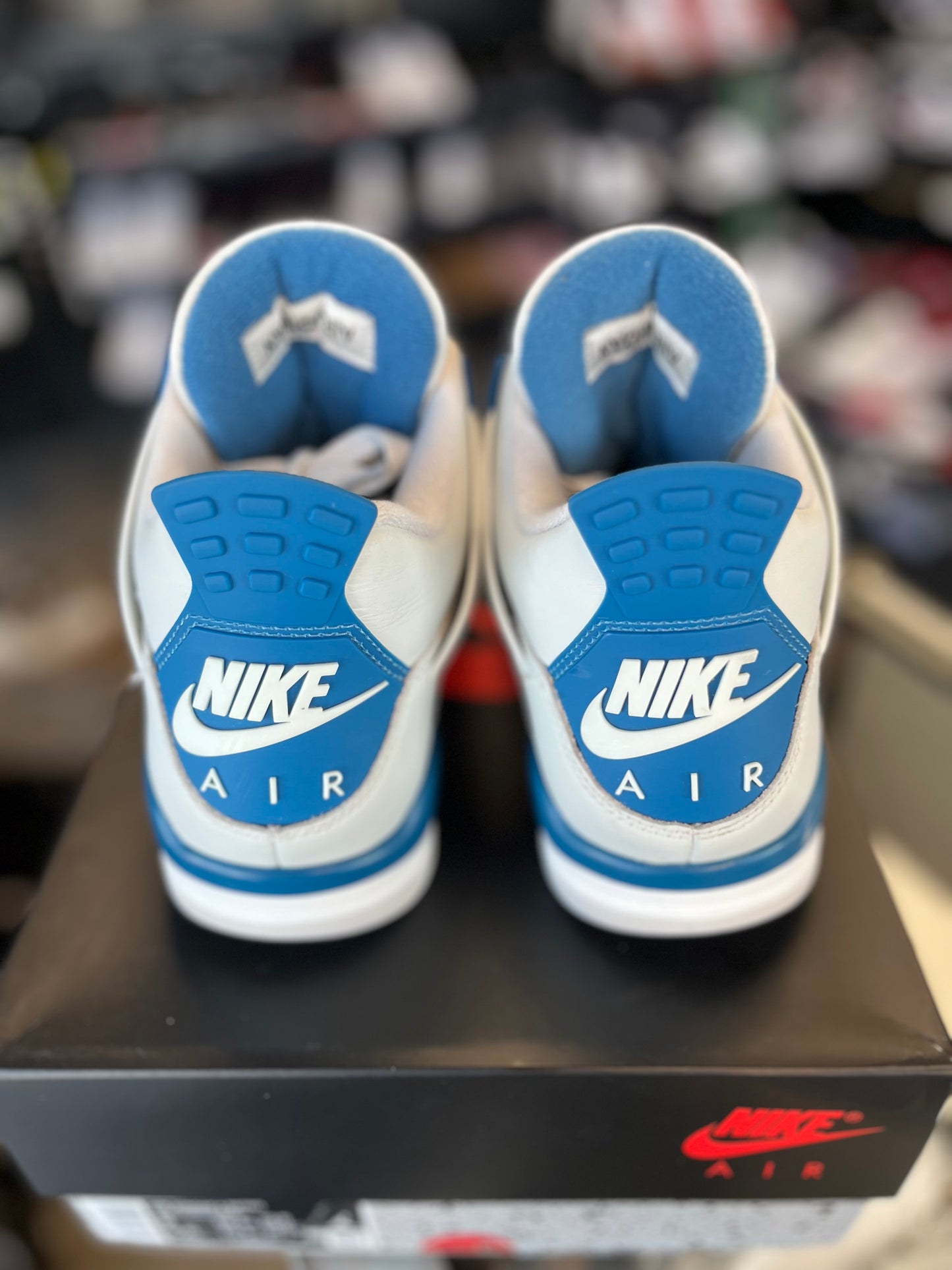 Jordan 4 “Military Blue” Size 8