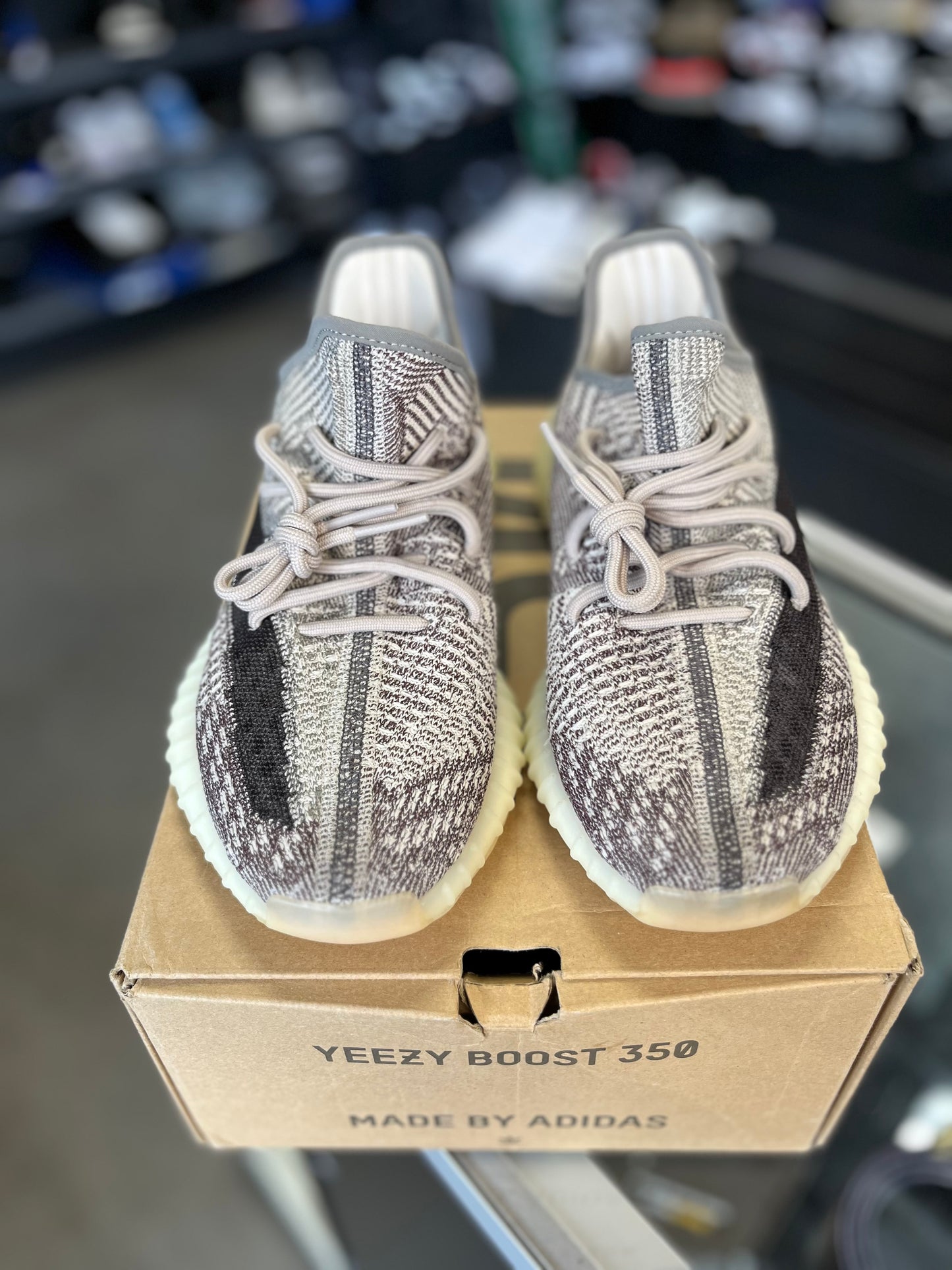 Yeezy 350 “Zyon” Size 8.5