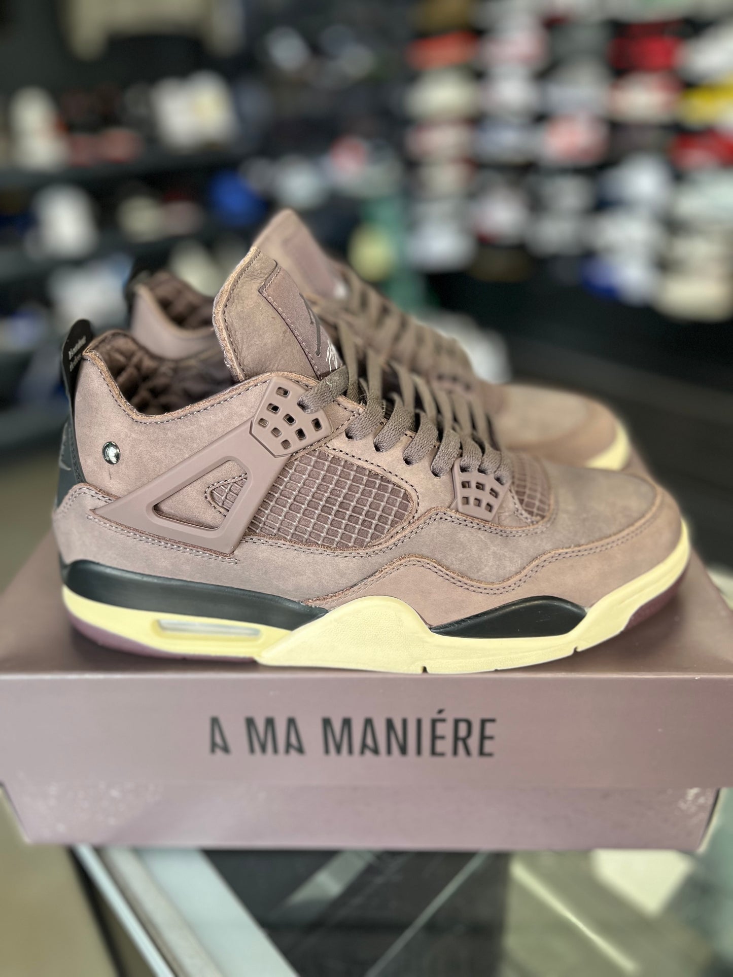 Jordan 4 x A Ma Maniere “Violet Ore” Size 9 Men