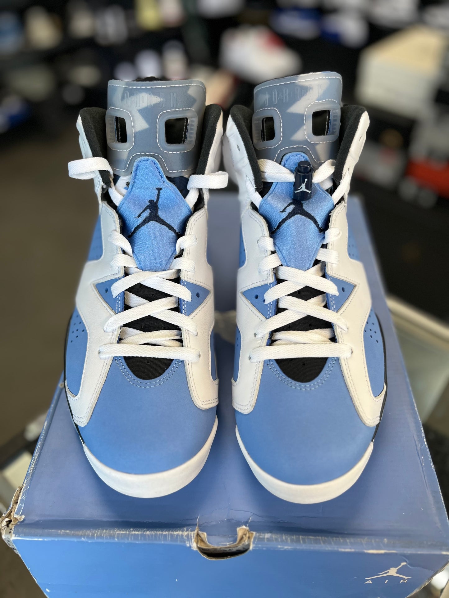 Jordan 6 “UNC” Size 9.5