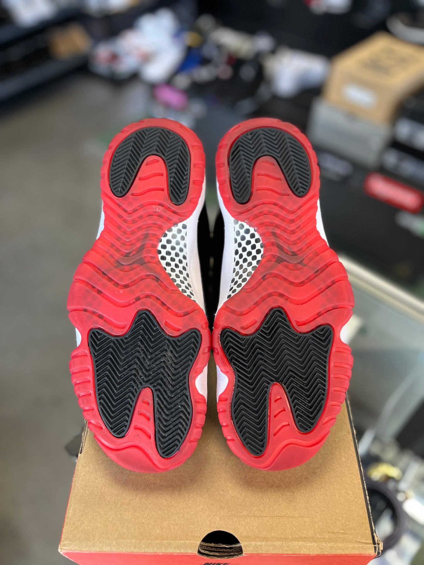 Jordan 11 “Bred” (2019) Size 9.5