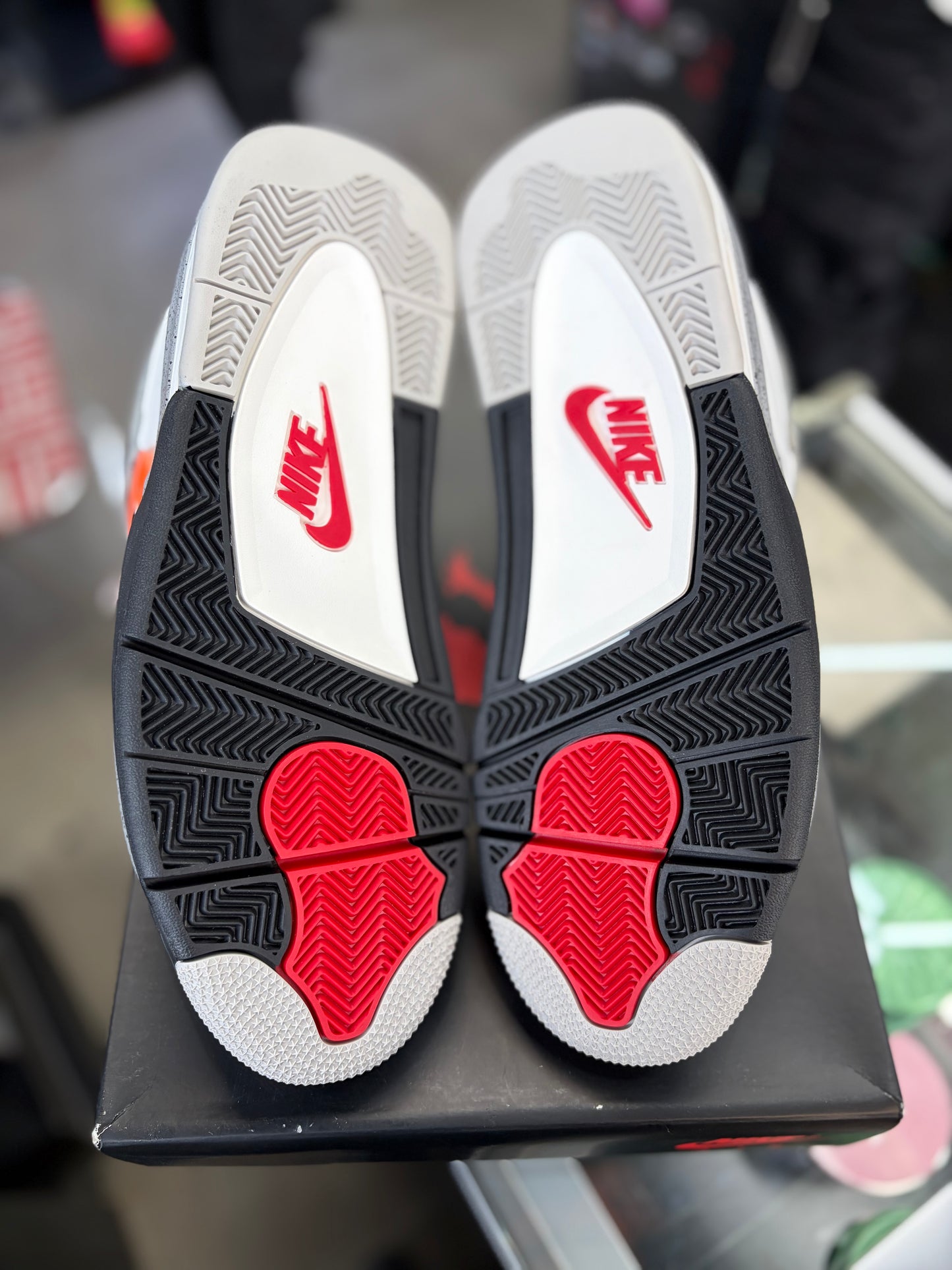 Jordan 4 “White Cement” Size 10.5