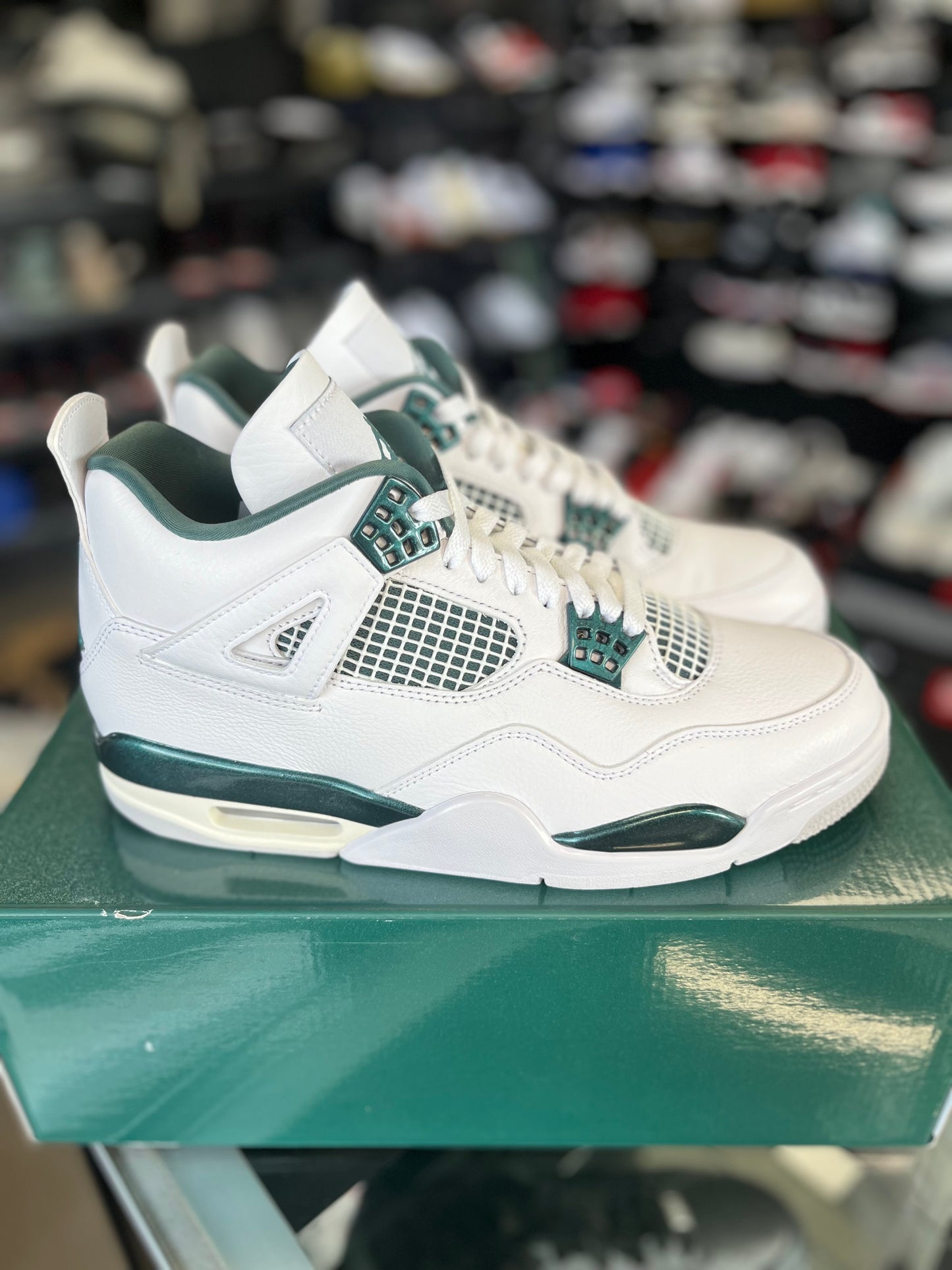 Jordan 4 “Oxidized Green” Size 9.5