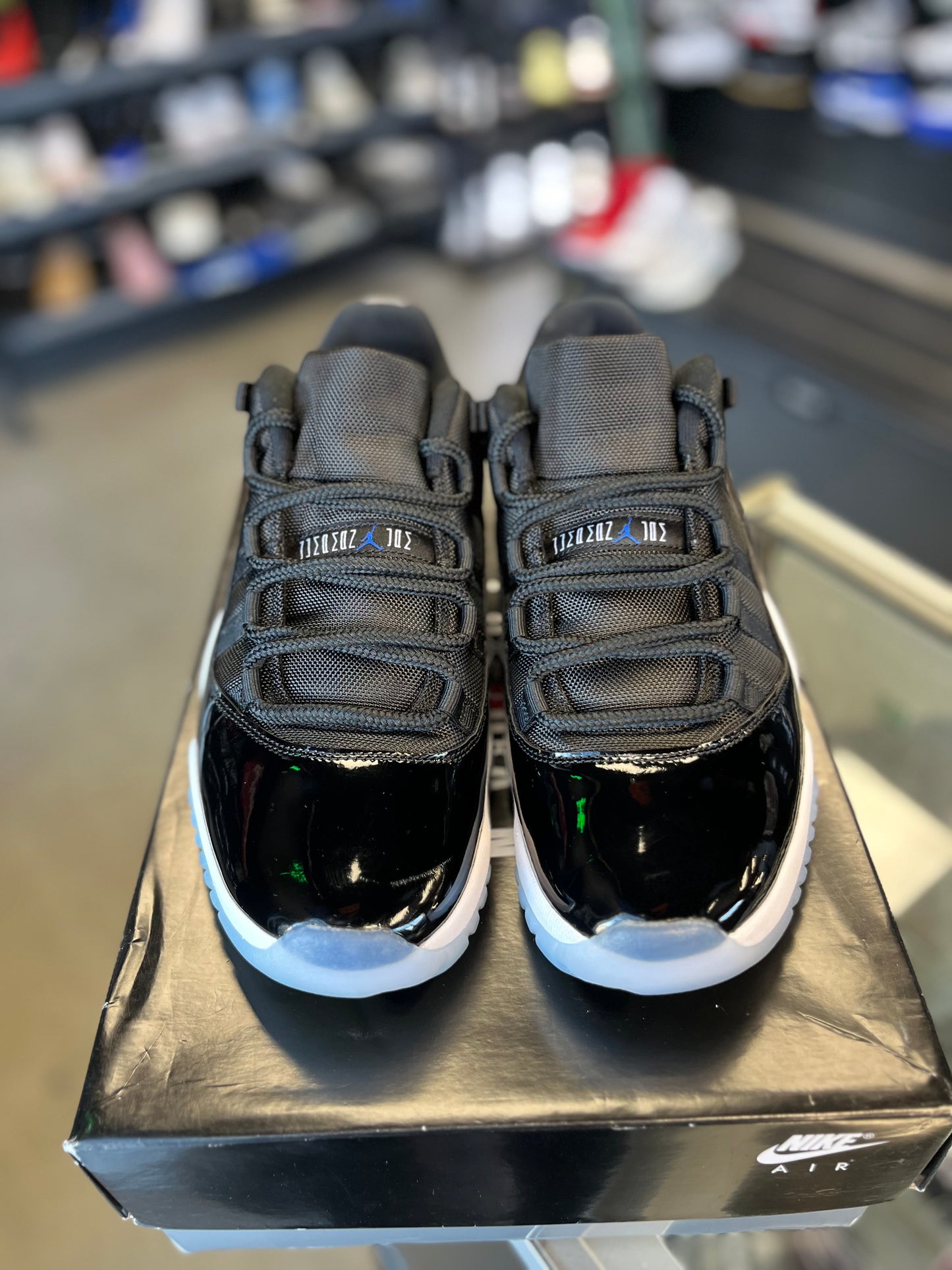 Jordan 11 Low “SPACEJAM” Size 10.5