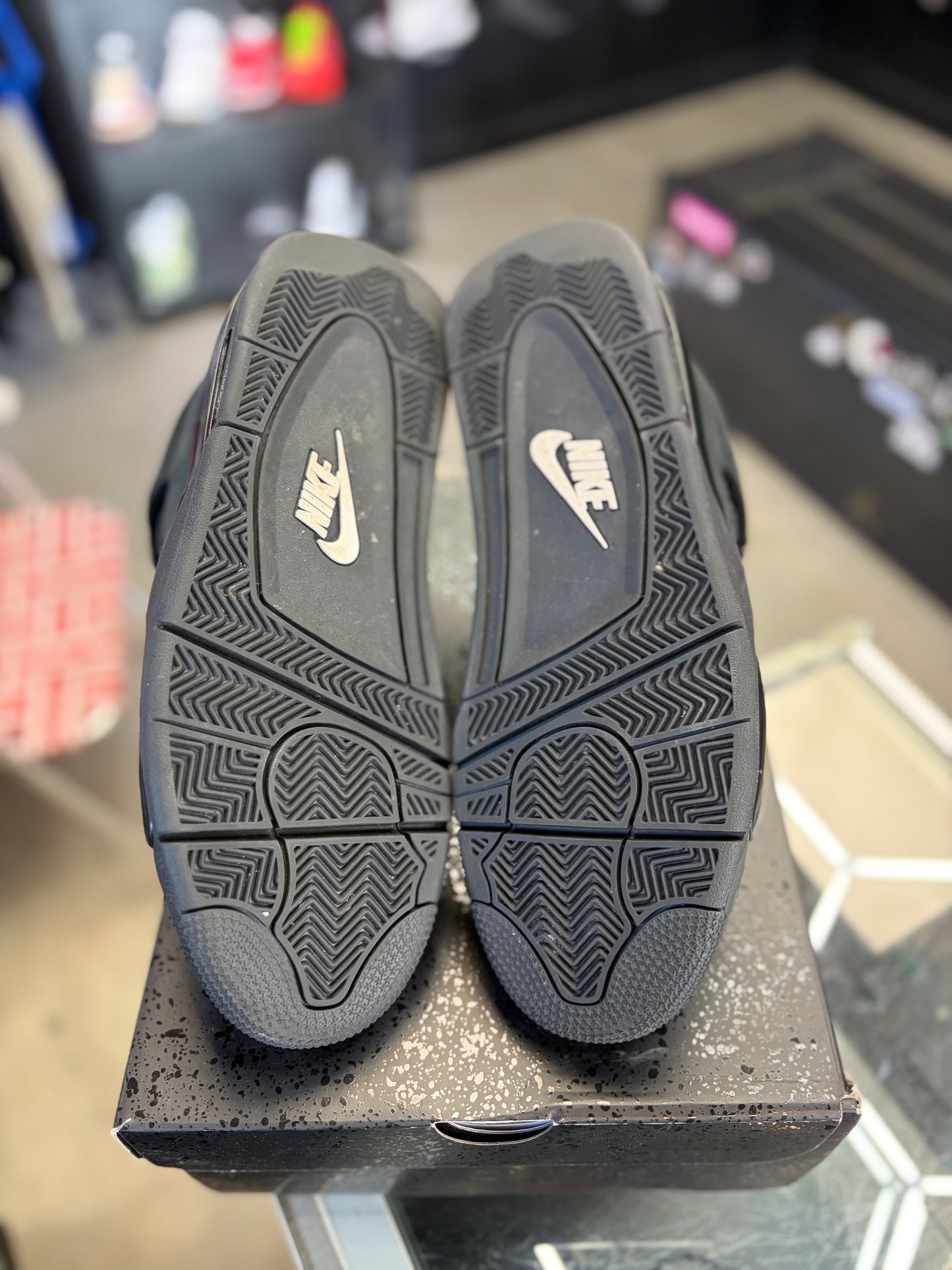 Jordan 4 “Black Cat” (2025) Size 11