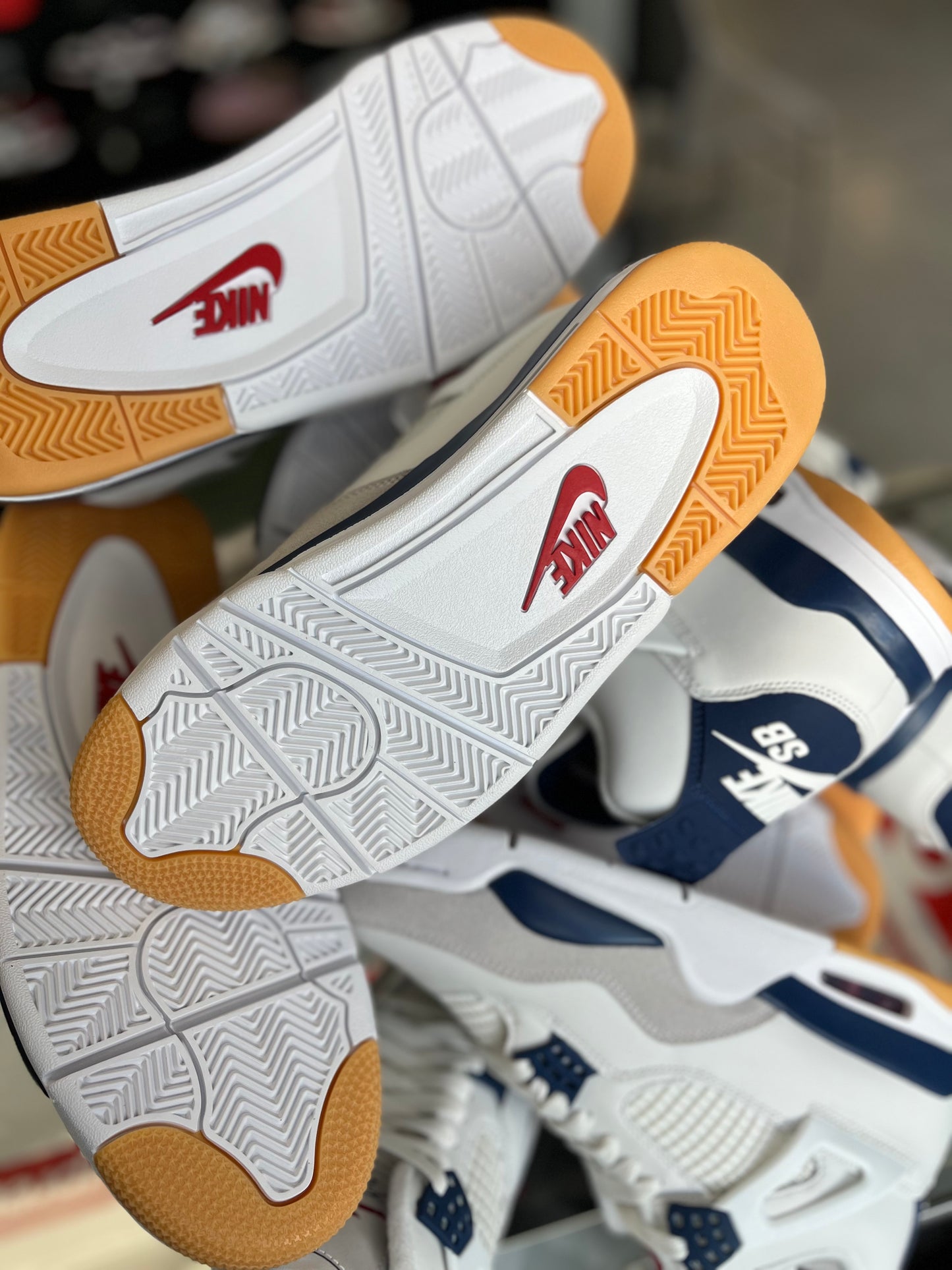 Jordan 4 SB “Navy” (2025)
