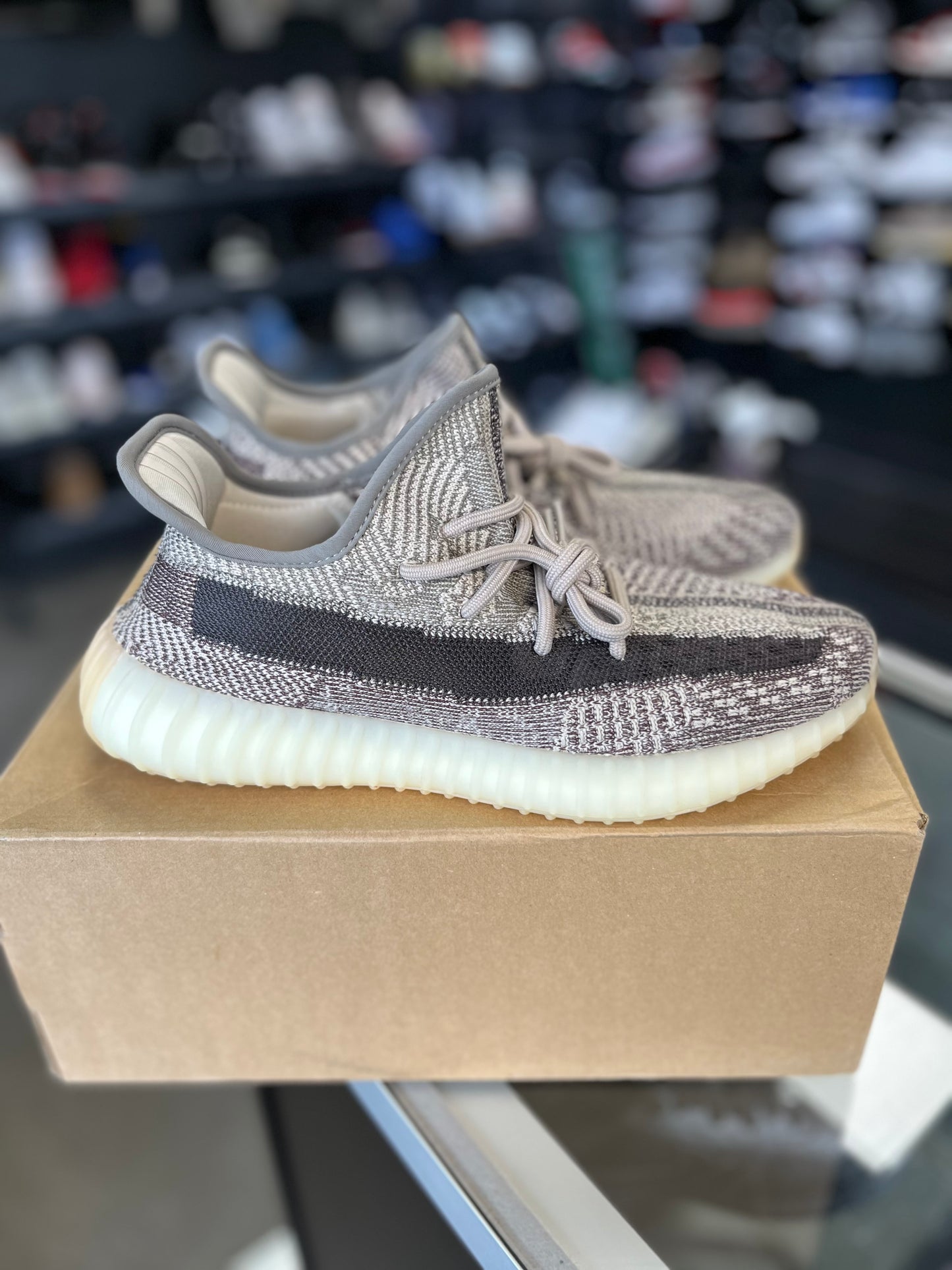 Yeezy 350 “Zyon” Size 8.5
