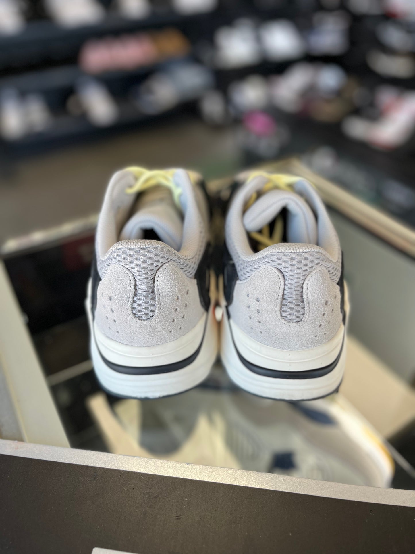 Yeezy 700 “WaveRunner” Size 9.5