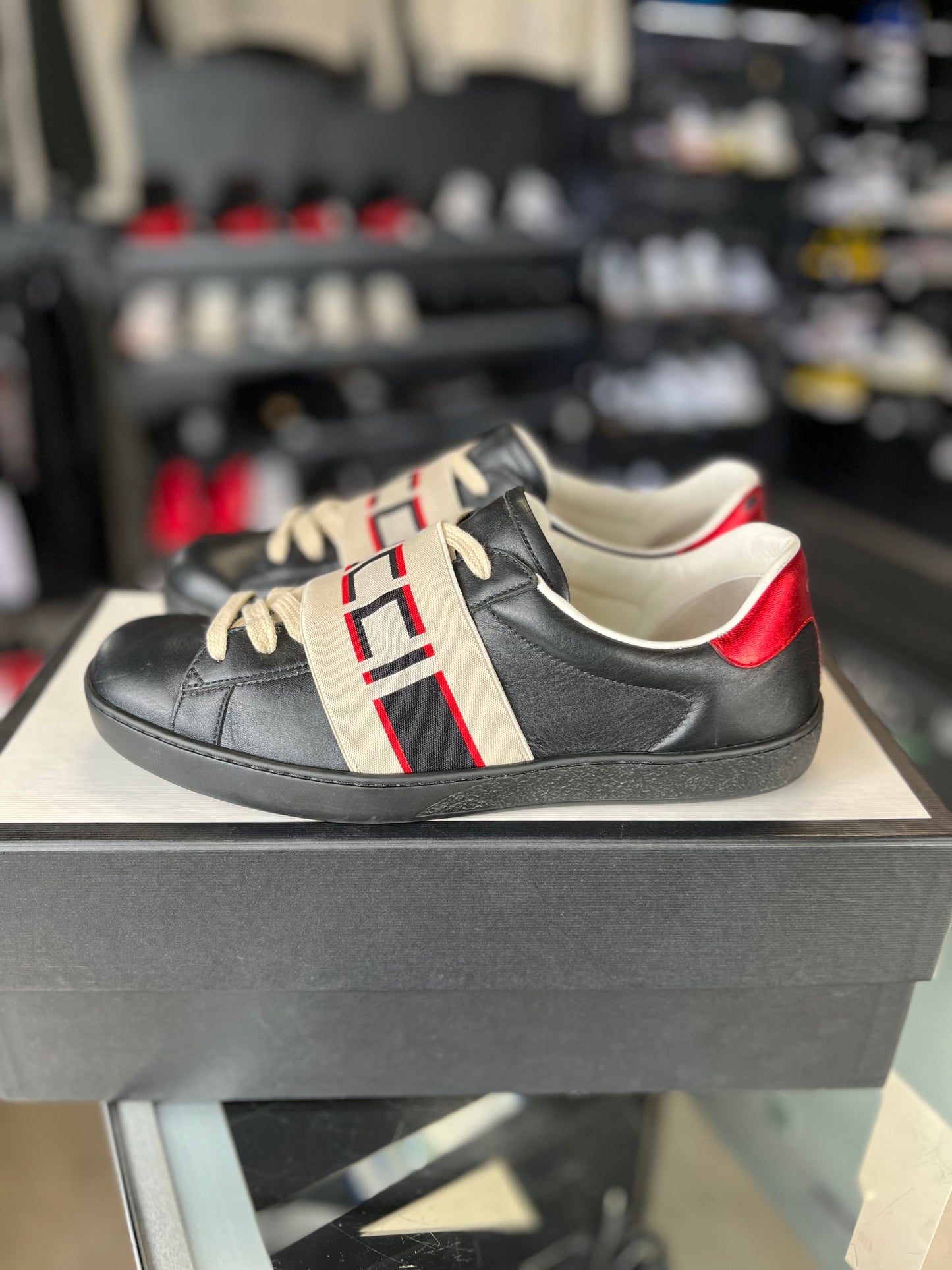 Gucci Ace Black Stripe Size 8-8.5 Men
