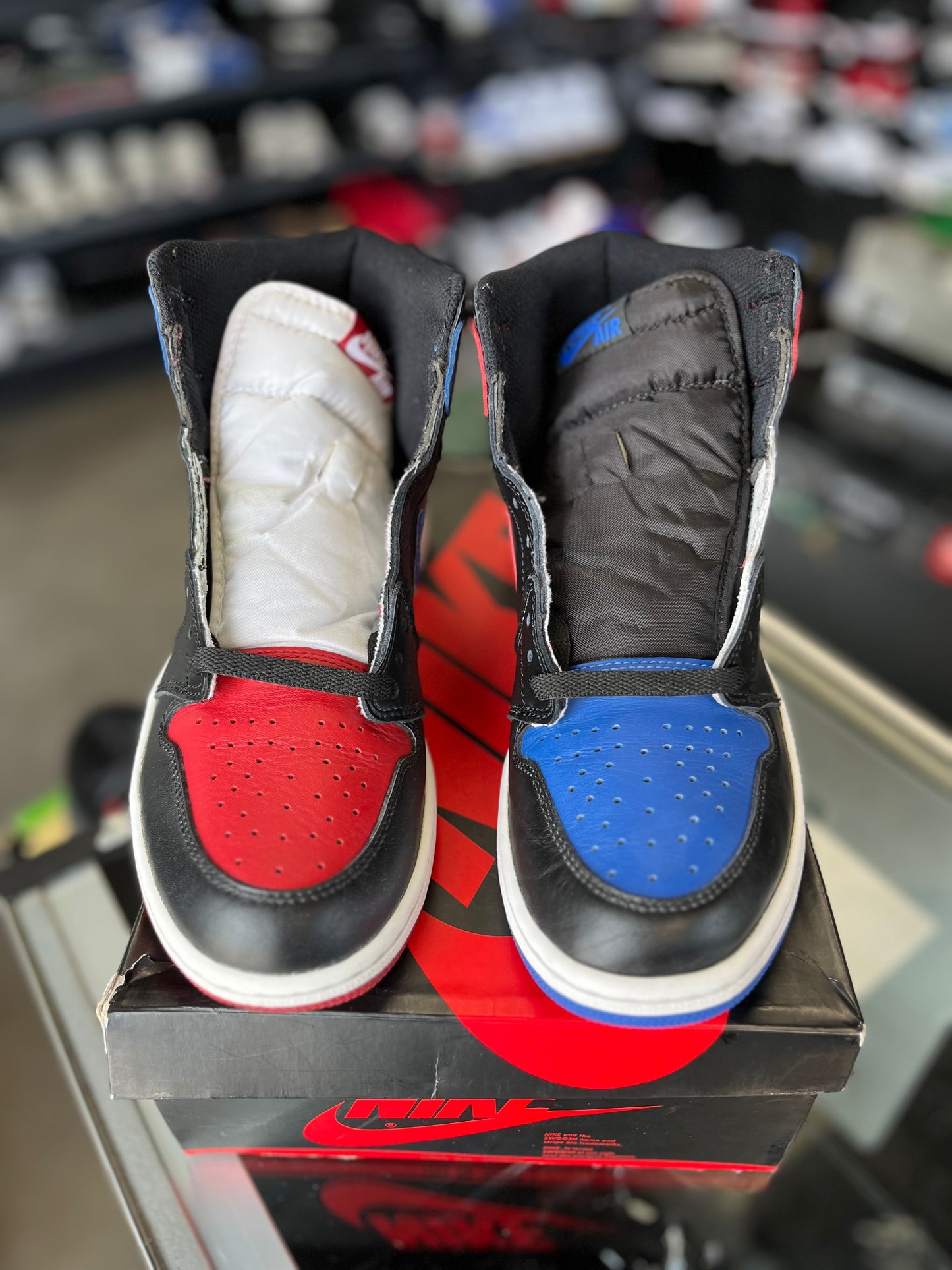 Jordan 1 “Top 3” Size 9