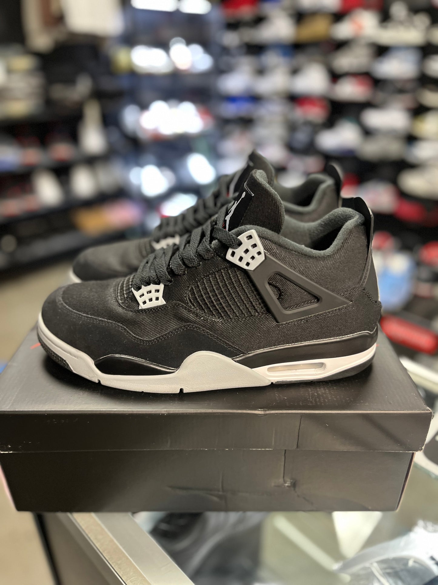 Jordan 4 “Black Canvas” Size 11