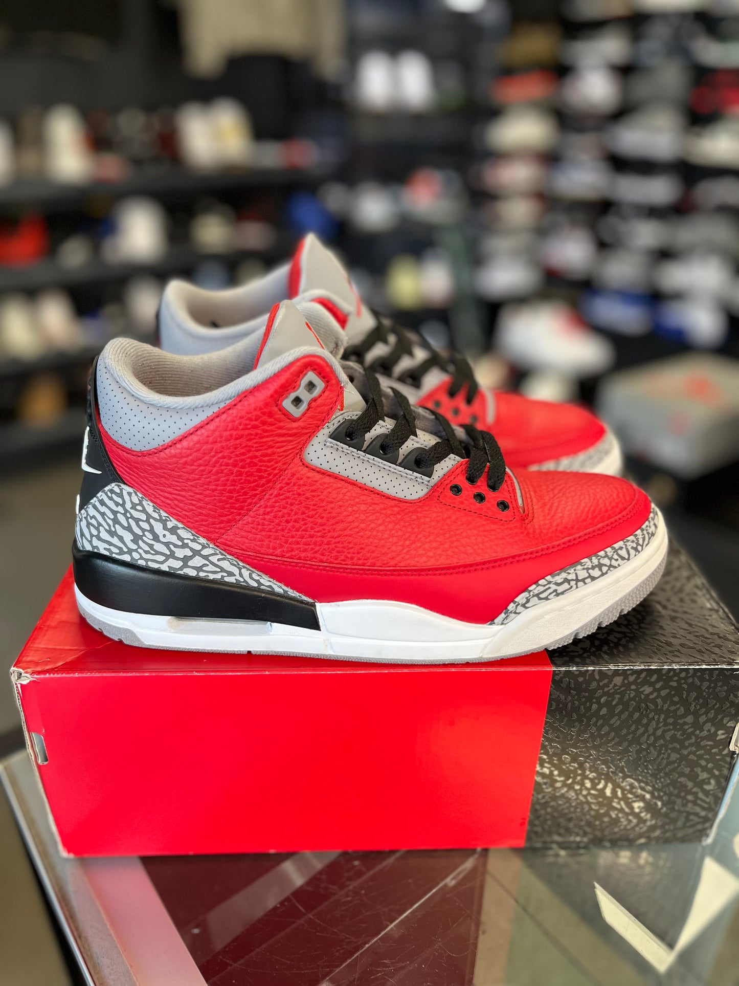 Jordan 3 “Unite SE” Size 9.5