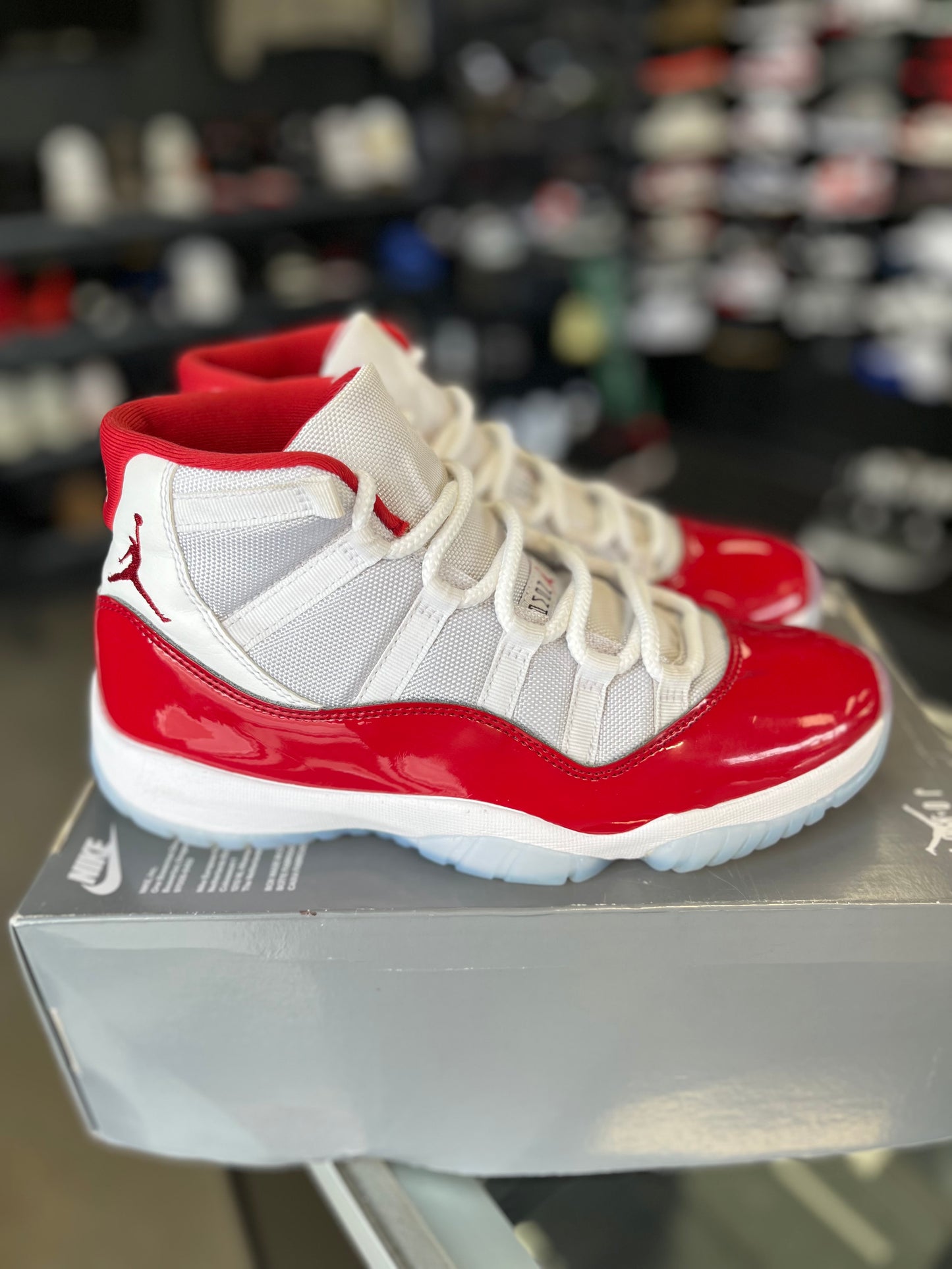 Jordan 11 “Cherry” Size 9
