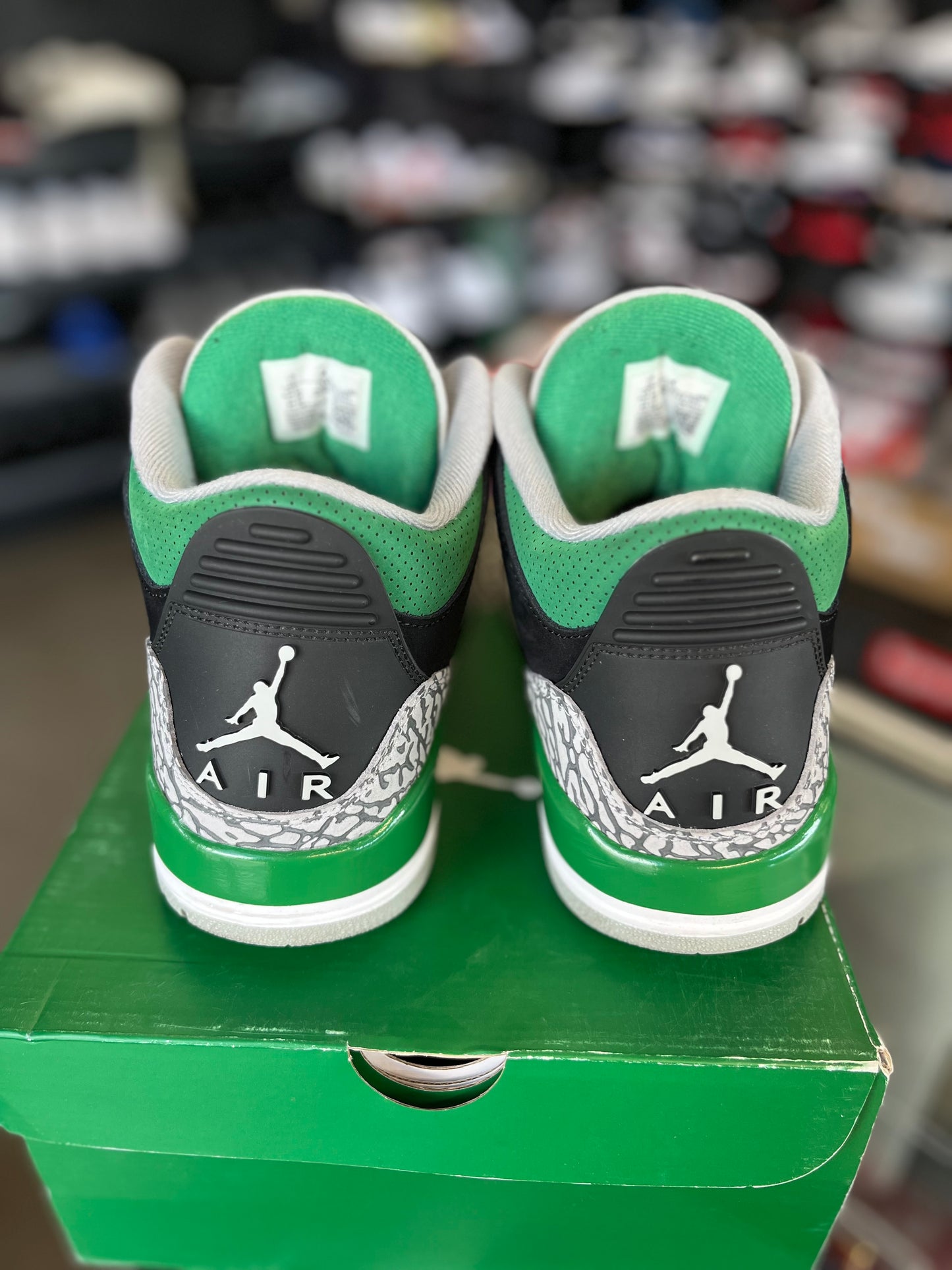 Jordan 3 “Pine Green” Size 10