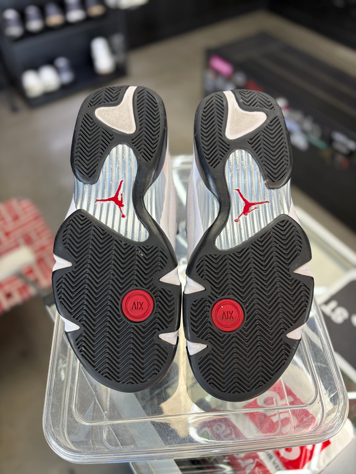 Jordan 14 “Black Toe” Size 9