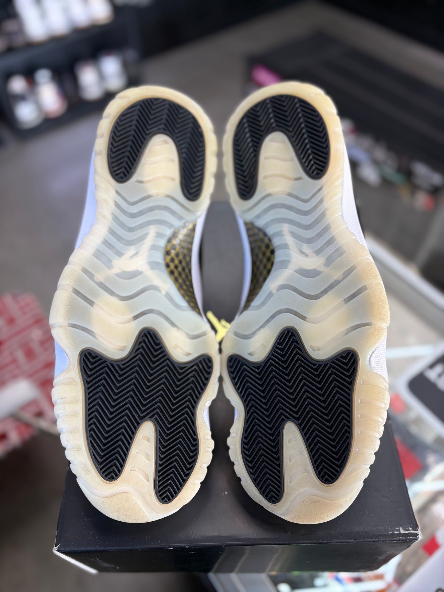 Jordan 11 “Gratitude” Size 13