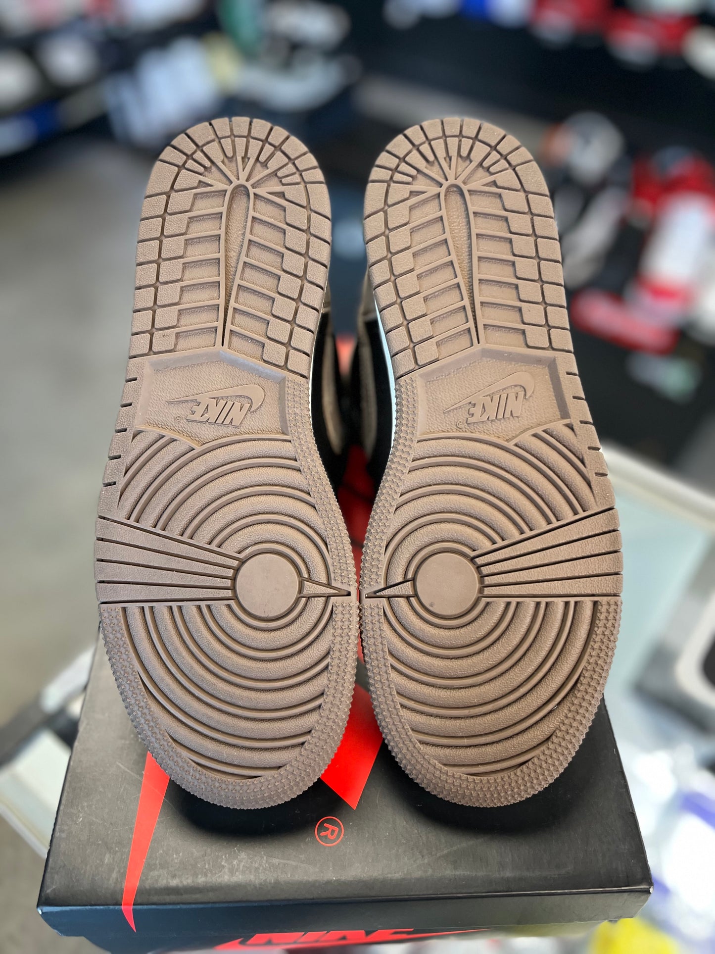 Jordan 1 “Palomino” (Gs) Size 7y / 8.5w