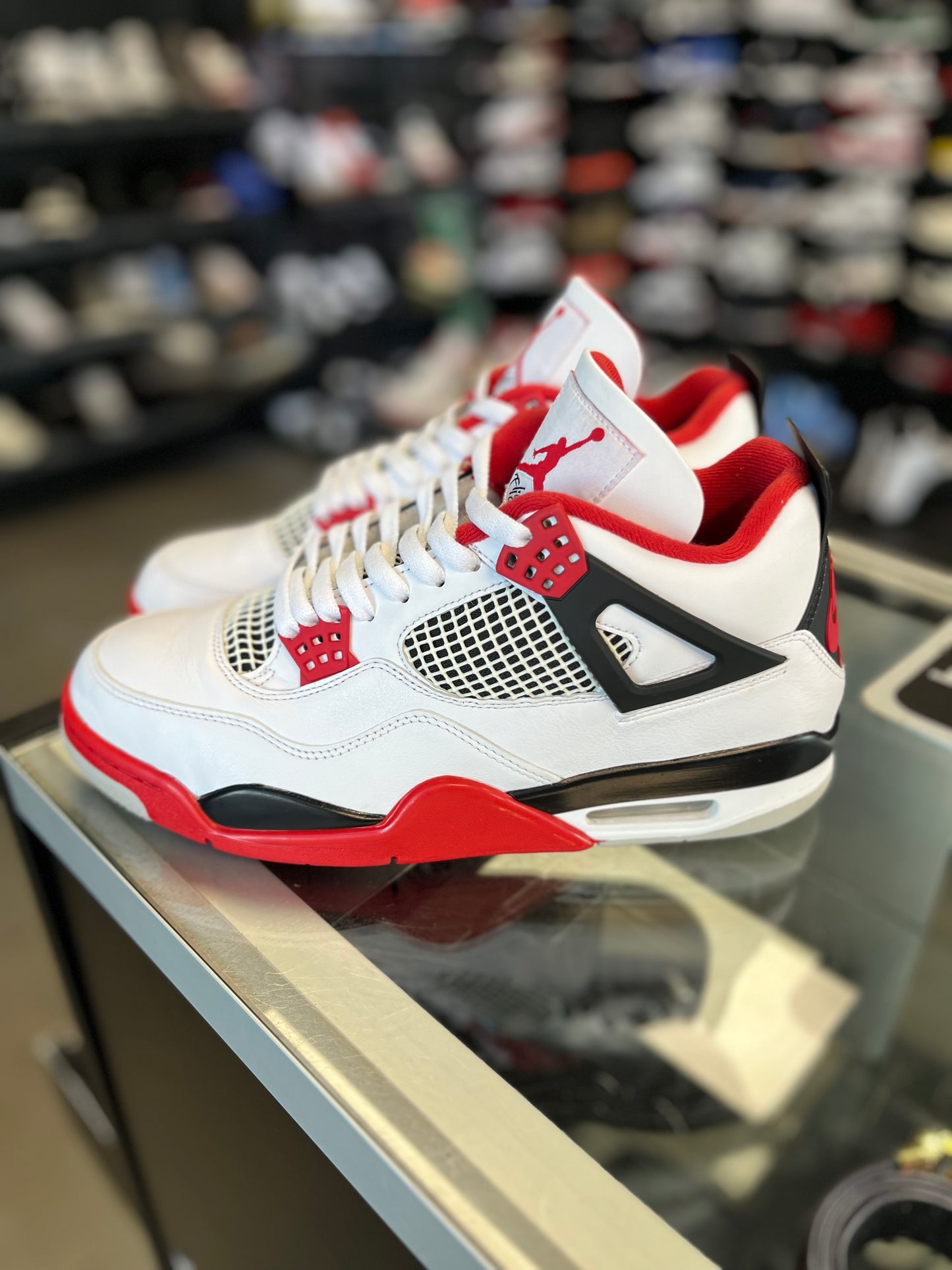 Jordan 4 “Fire Red” Size 11