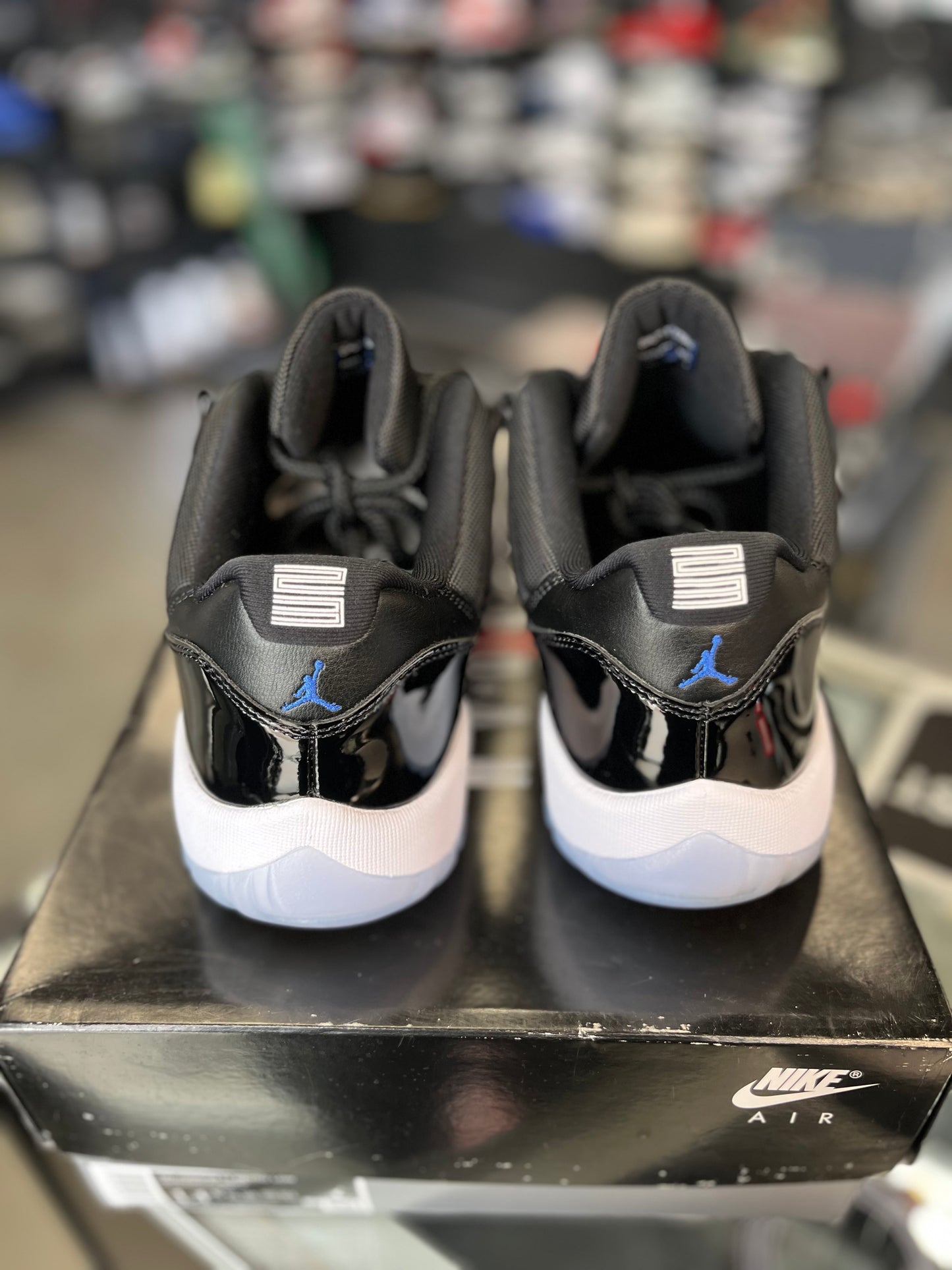 Jordan 11 Low “SPACEJAM” Size 11.5