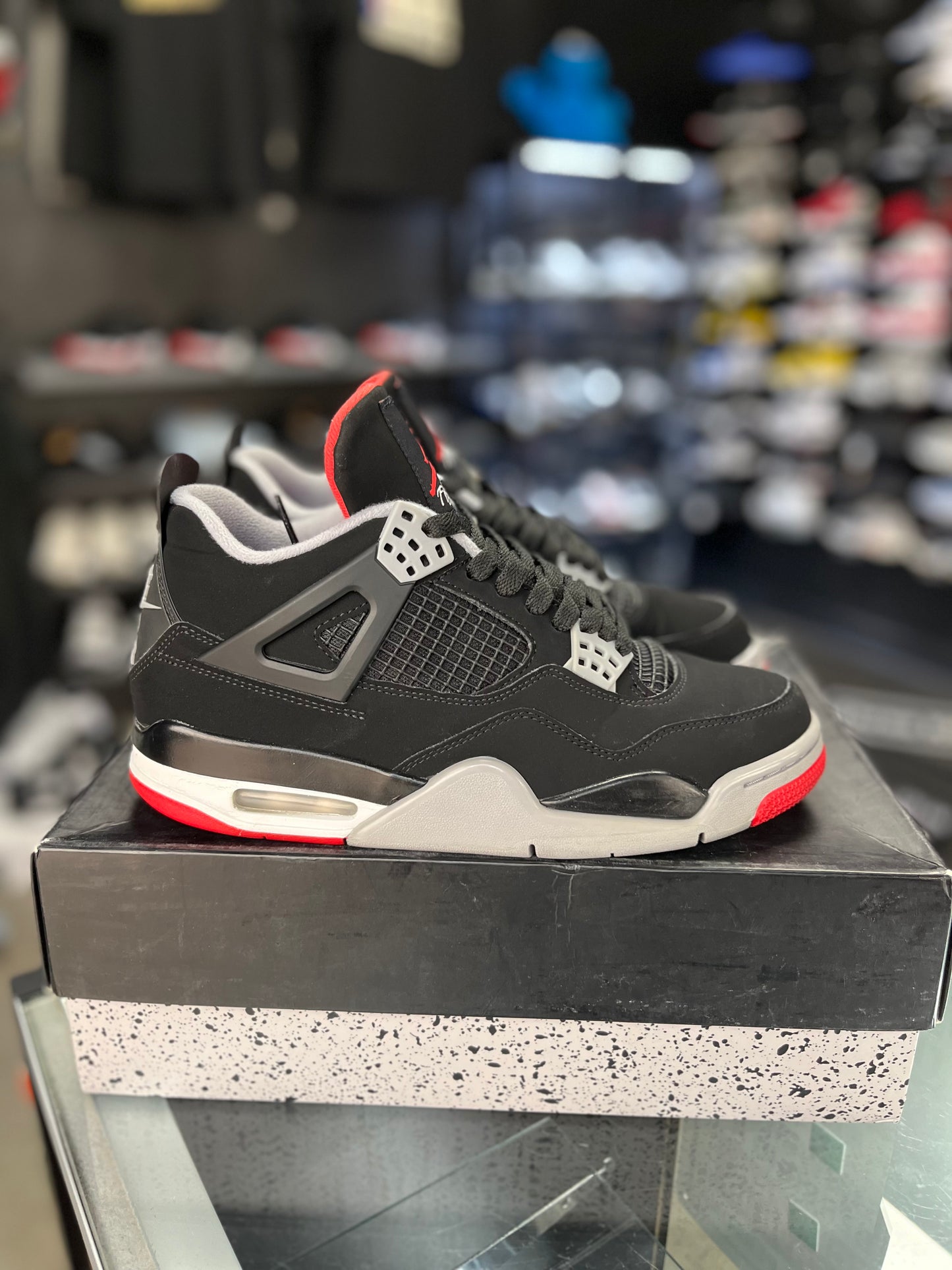 Jordan 4 “Bred” (2019) Size 8