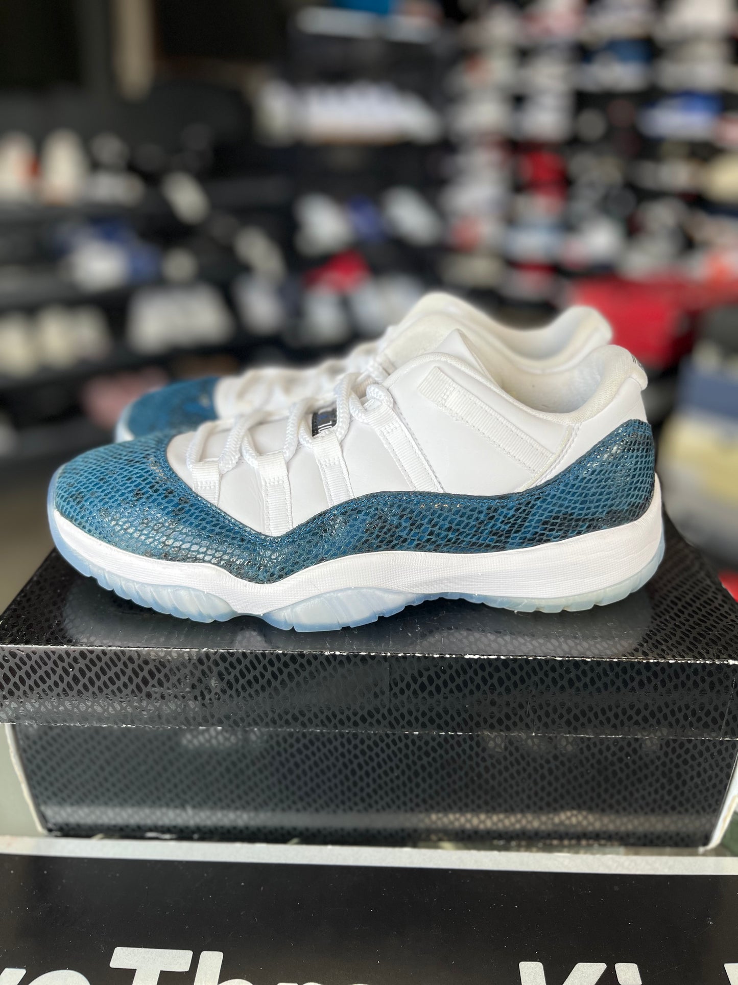 Jordan 11 Low “Navy Snakeskin” Size 9.5