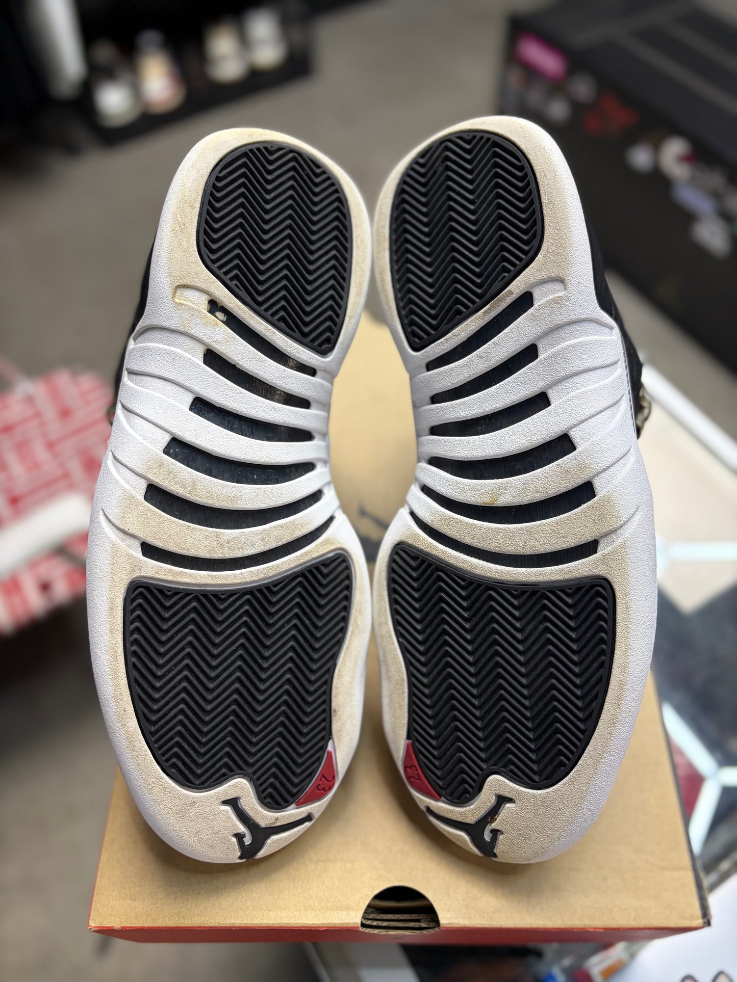 Jordan 12 “Playoffs” Size 10