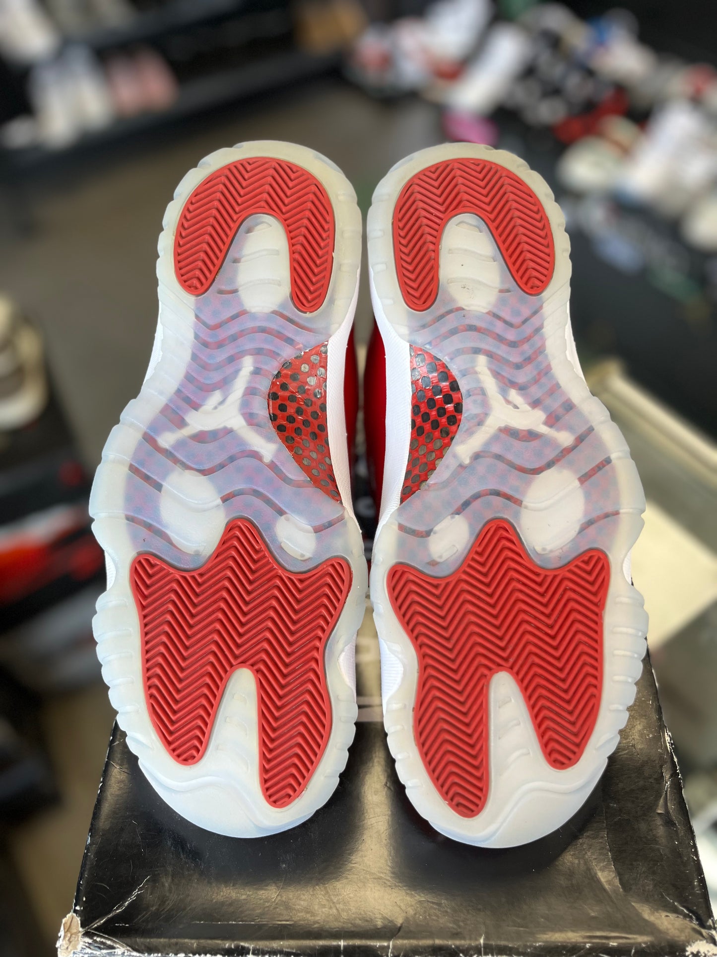 Jordan 11 “Cherry” Size 11