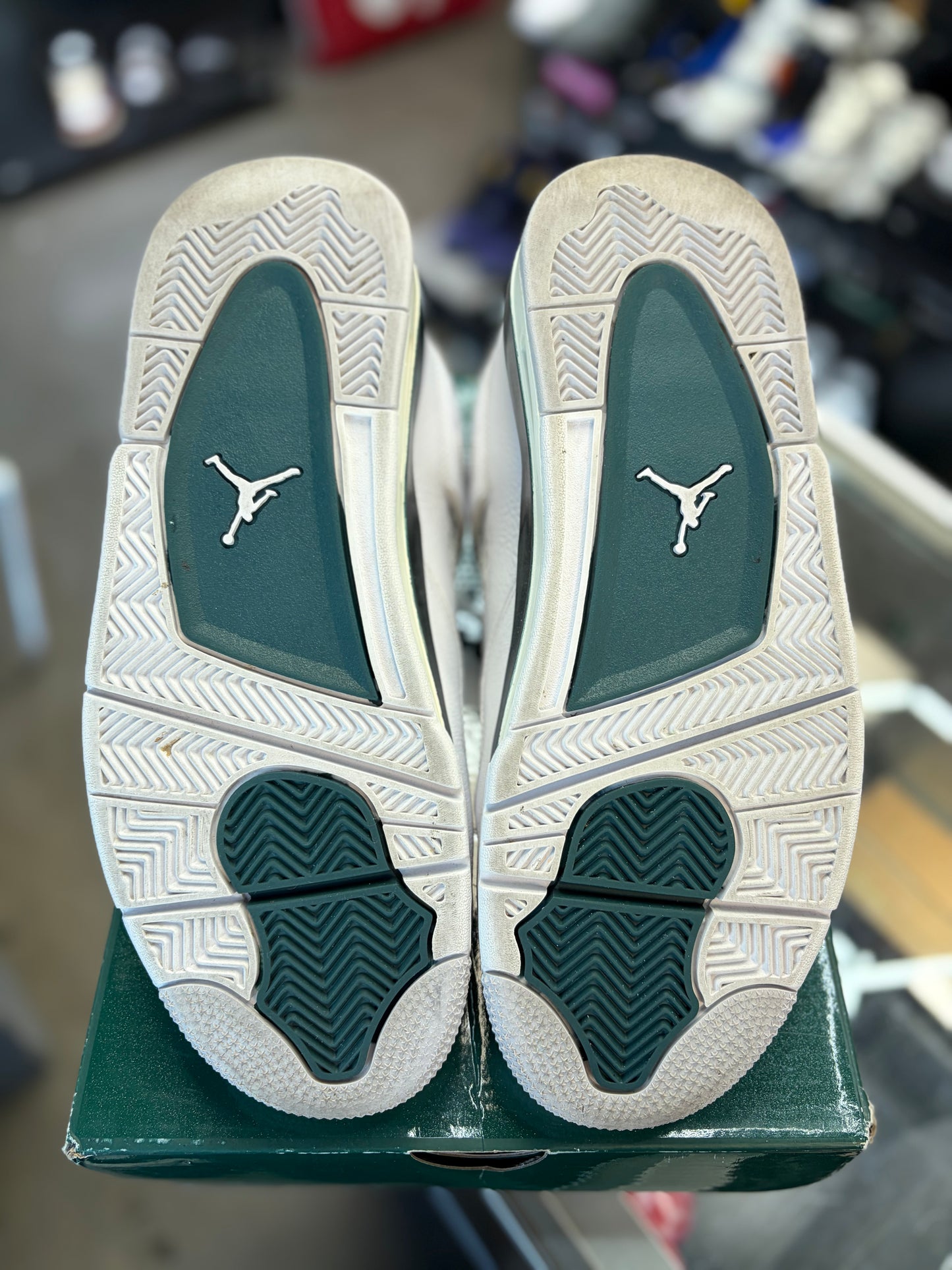 Jordan 4 “Oxidized Green” Size 8.5