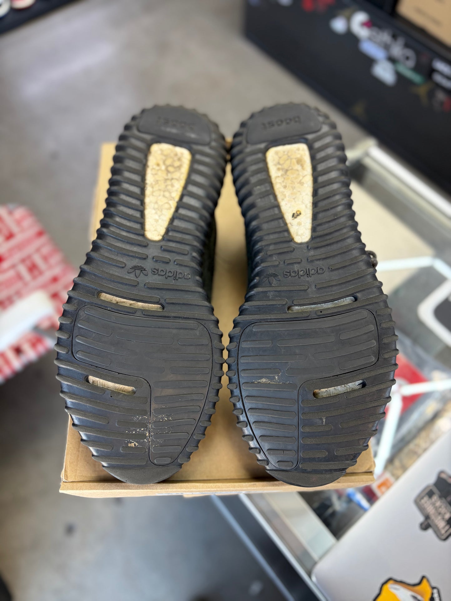 Yeezy 350 “Pirate Black” Size 10
