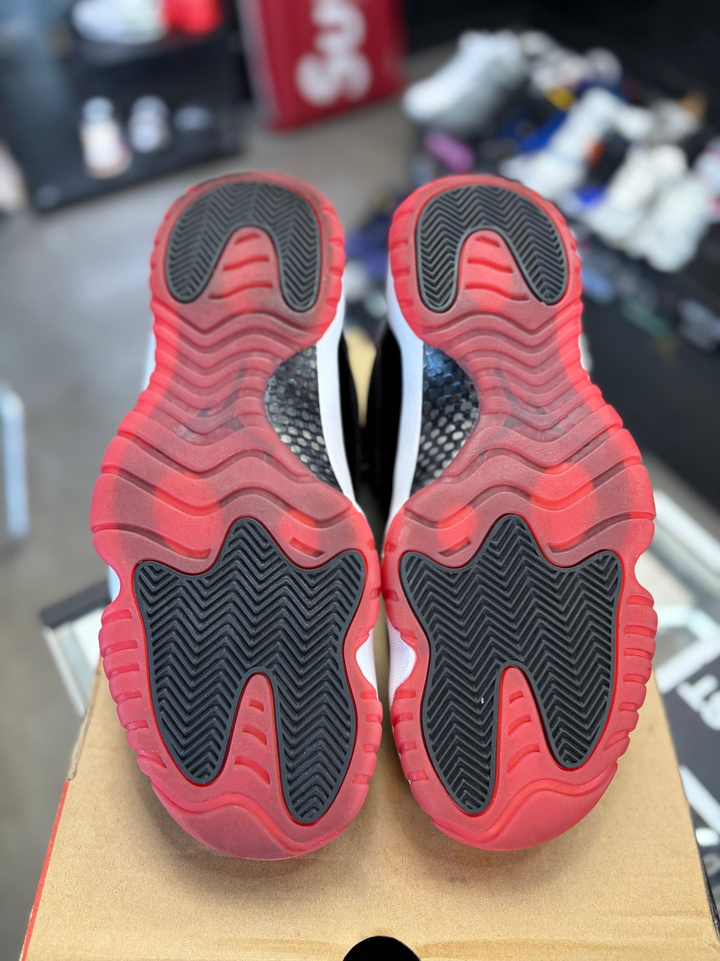 Jordan 11 Low “Bred” (2025) Size 11.5